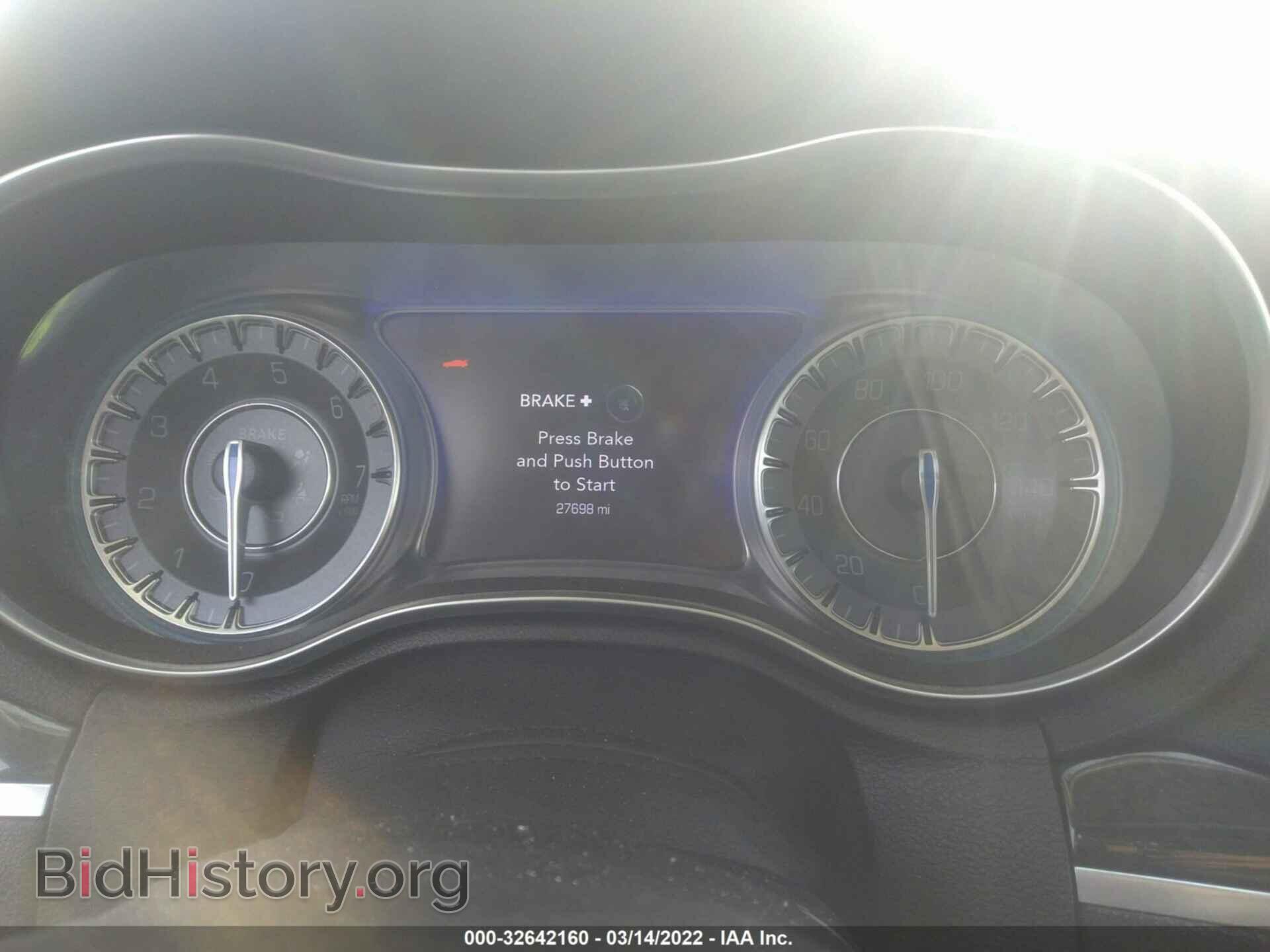 2020 CHRYSLER 300 - VIN: 2C3CCAEG8LH108645 - Фото 7