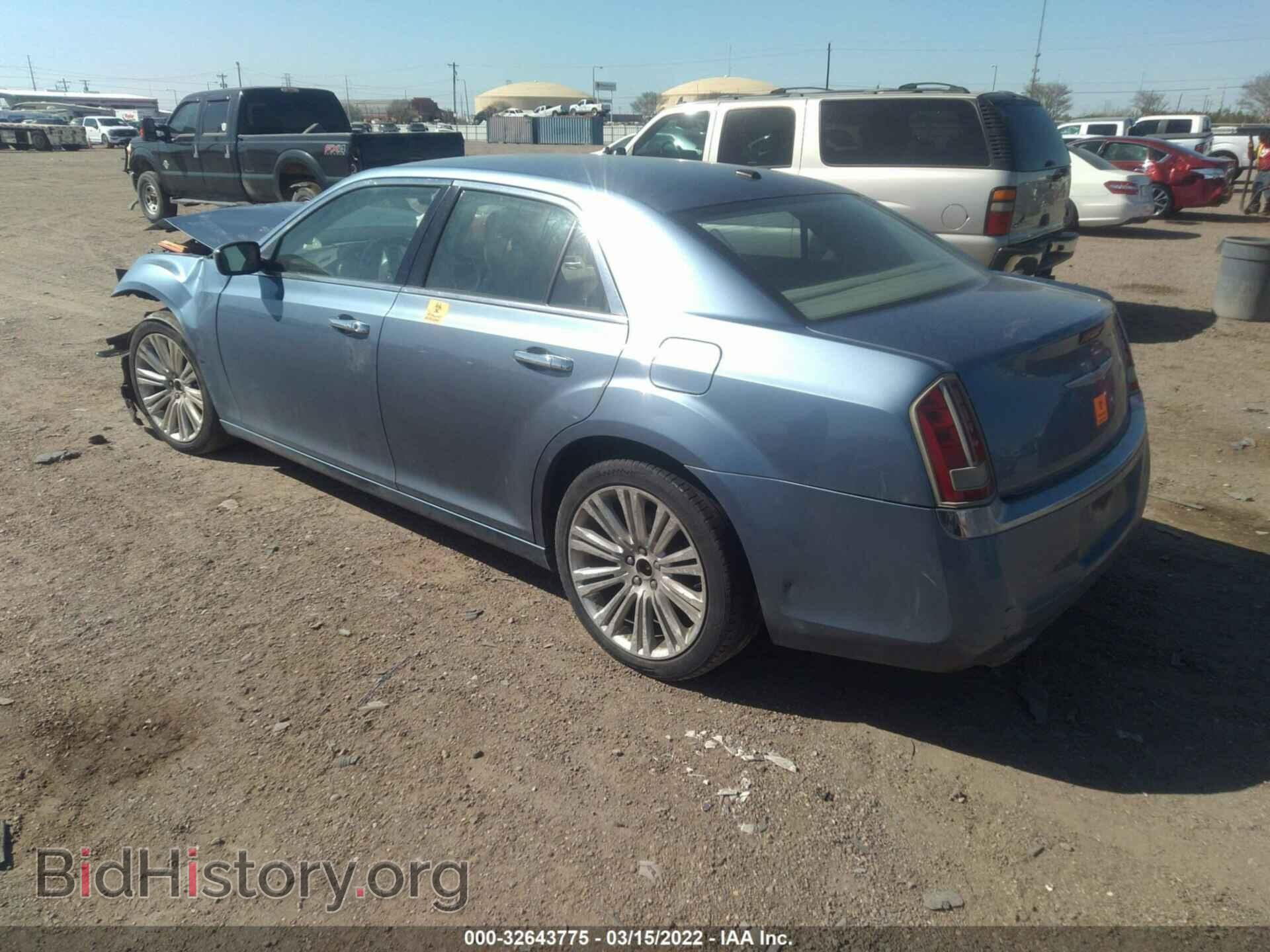 2011 CHRYSLER 300 - VIN: 2C3CA6CT3BH595111 - Фото 3