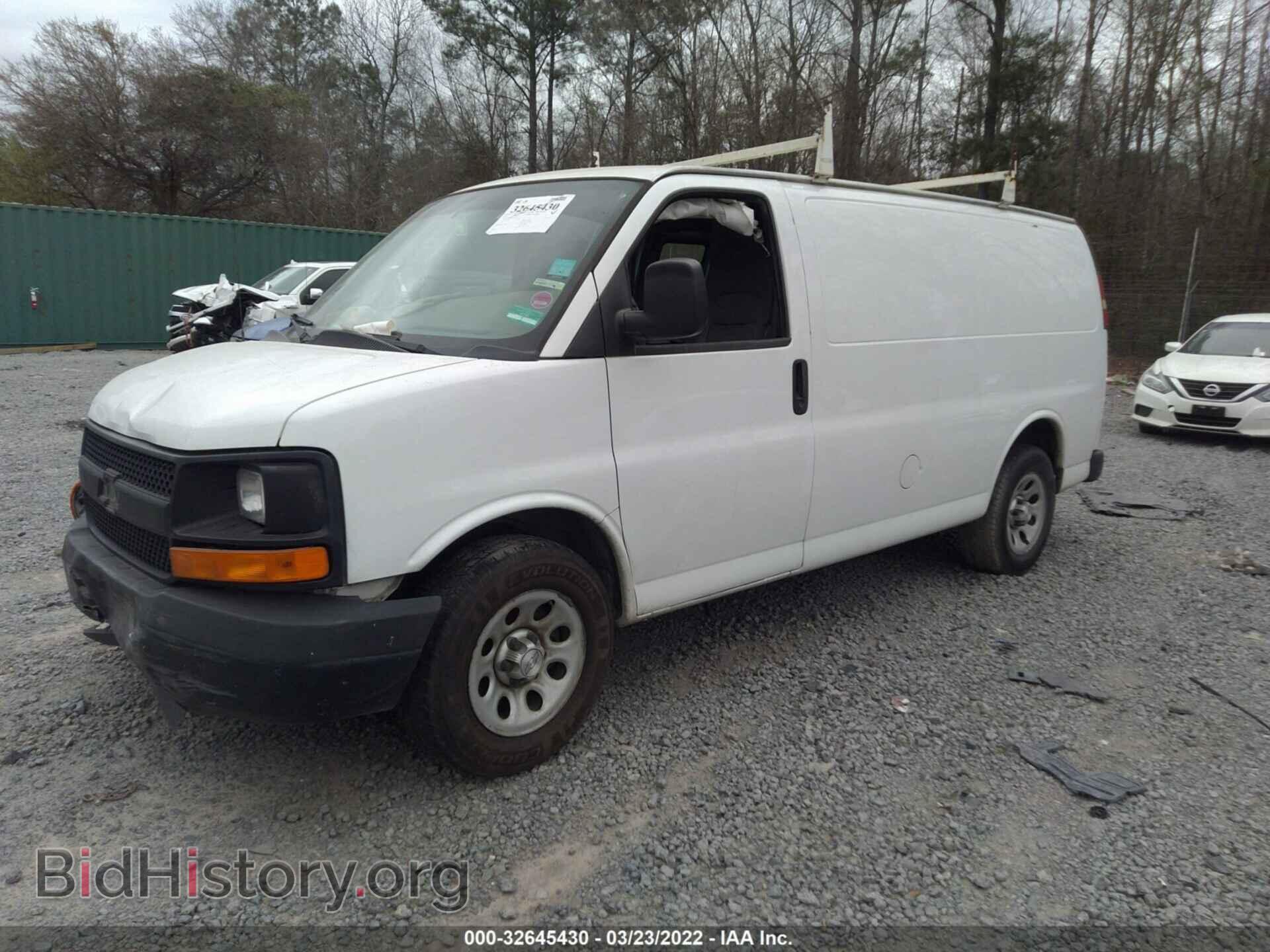 2014 CHEVROLET EXPRESS CARGO VAN - VIN: 1GCSGAFX1E1198779 - Фото 2