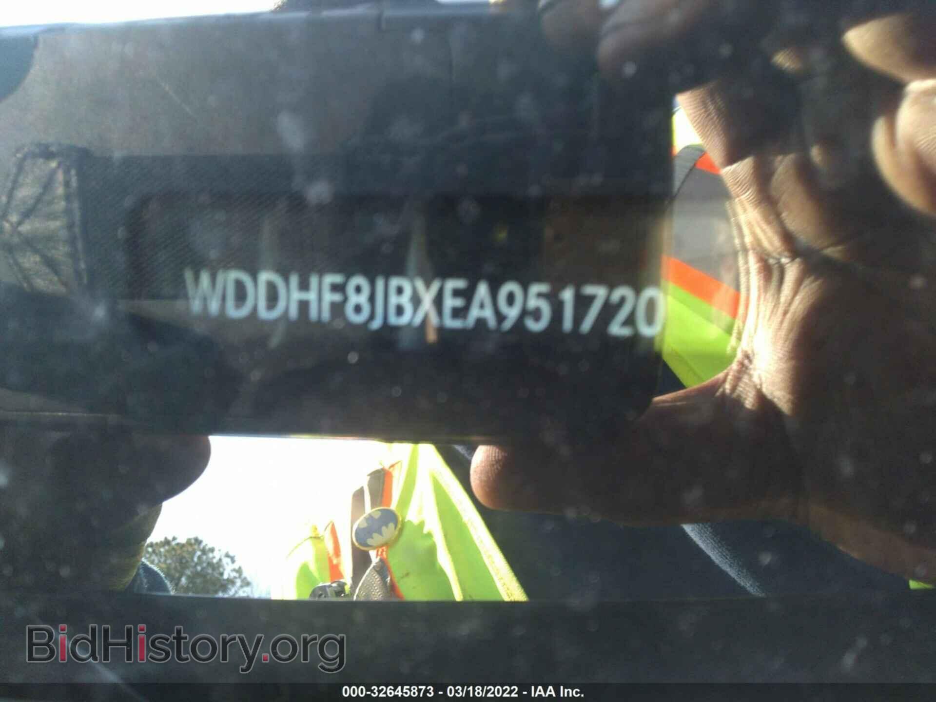 2014 MERCEDES-BENZ E-CLASS - VIN: WDDHF8JBXEA951720 - Фото 9