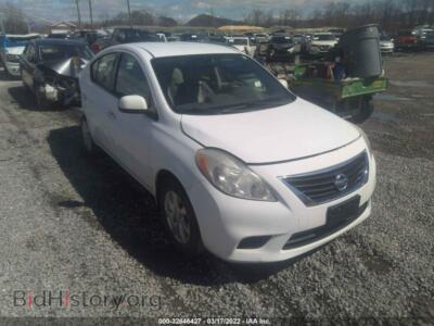 2014 Nissan VERSA SV, белый — VIN 3N1CN7AP2EL811699, IAAI