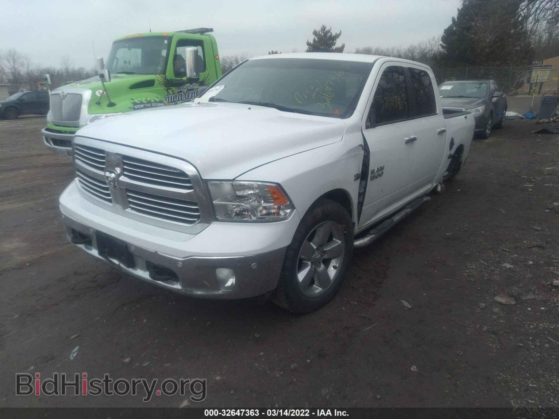 2015 RAM 1500 - VIN: 1C6RR7LT3FS705875 - Photo 2
