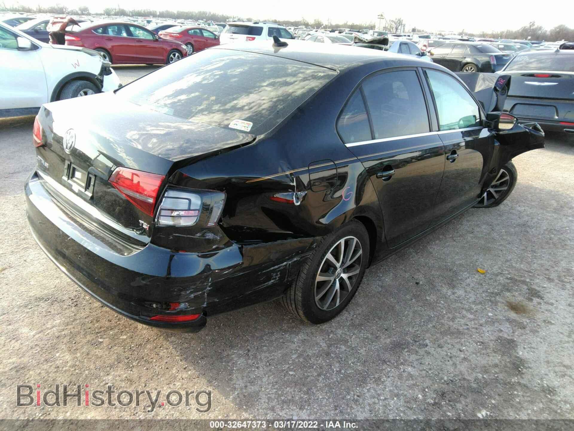 2017 VOLKSWAGEN JETTA - VIN: 3VWDB7AJ1HM228171 - Фото 4