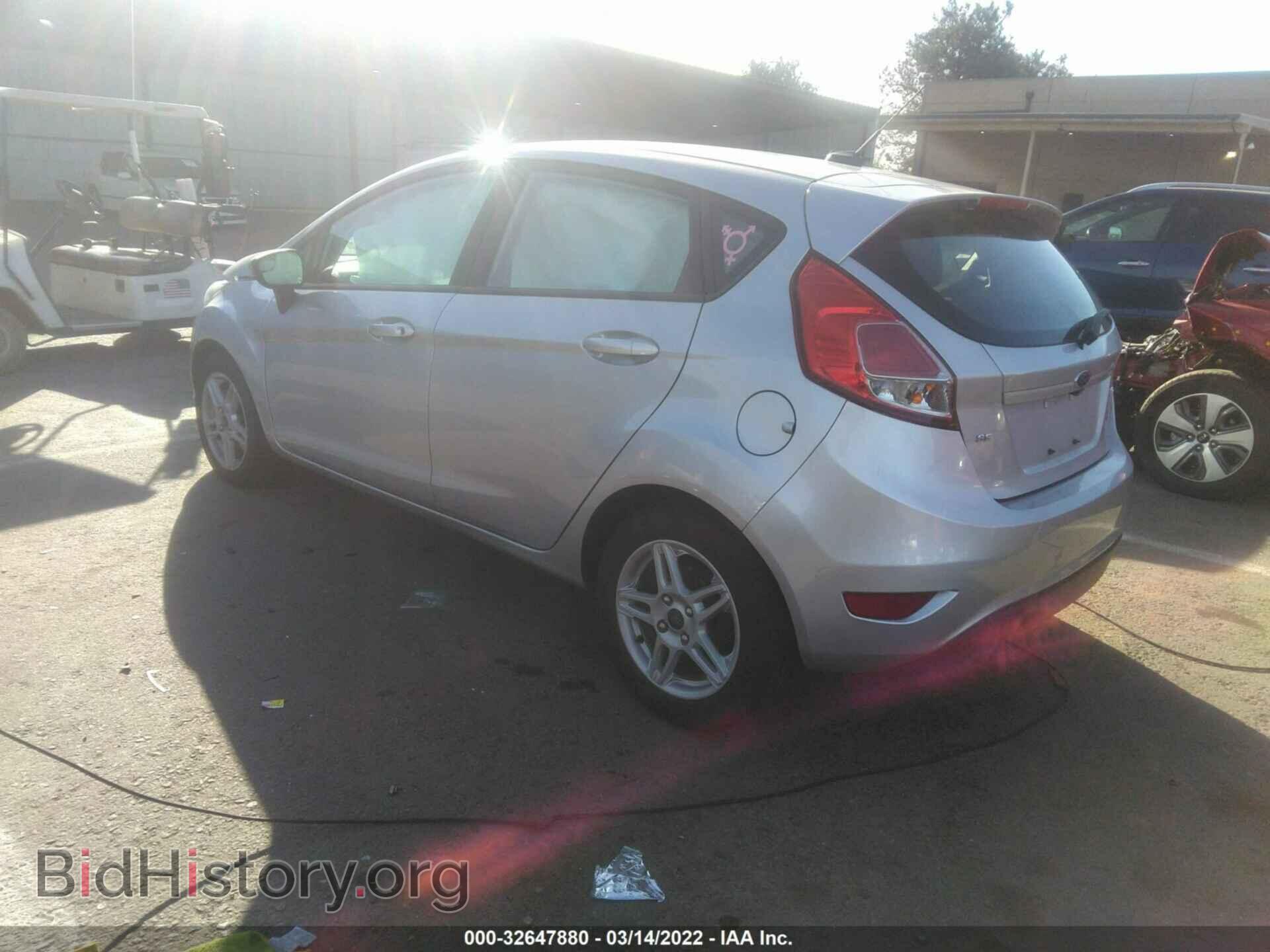 2018 FORD FIESTA - VIN: 3FADP4EJ0JM132976 - Фото 3