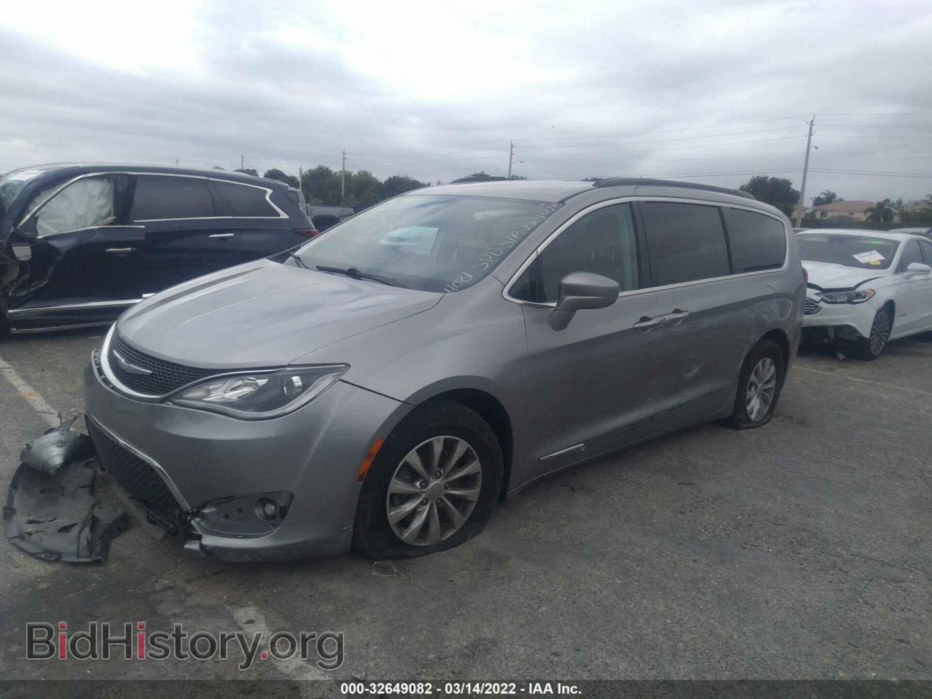 2017 CHRYSLER PACIFICA - VIN: 2C4RC1BG4HR544081 - Фото 2