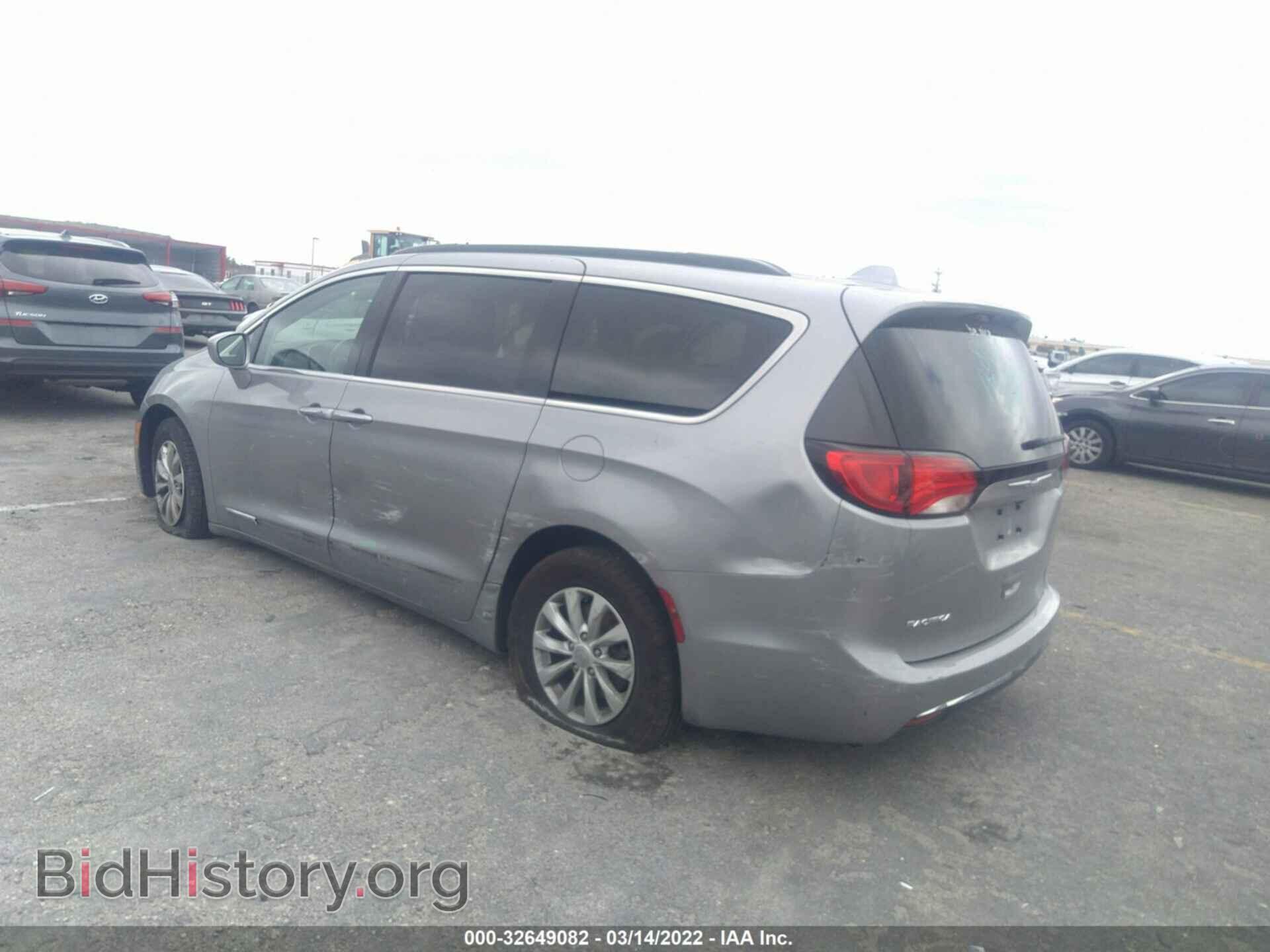 2017 CHRYSLER PACIFICA - VIN: 2C4RC1BG4HR544081 - Фото 3