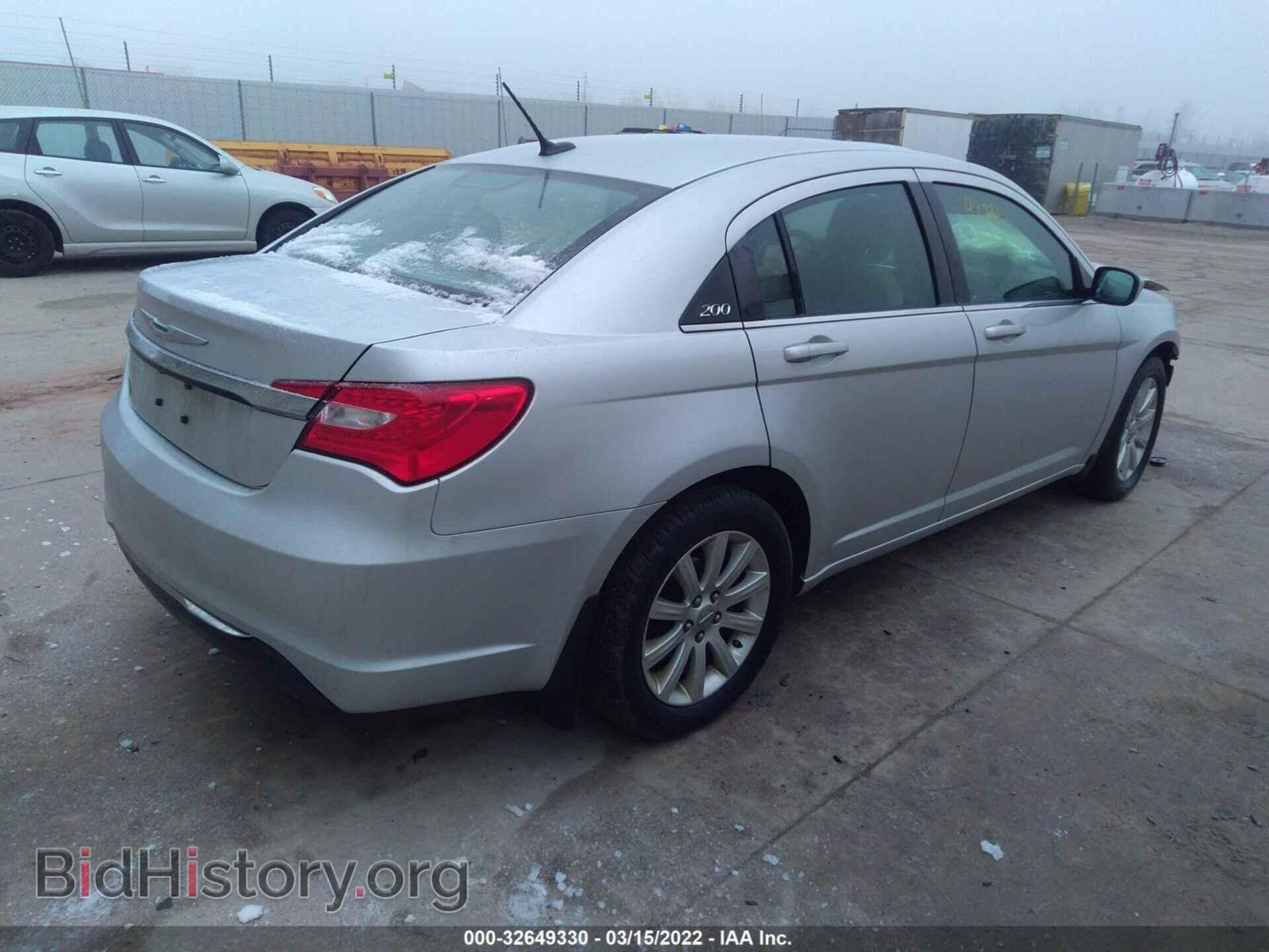 2012 CHRYSLER 200 - VIN: 1C3CCBBG5CN298468 - Фото 4
