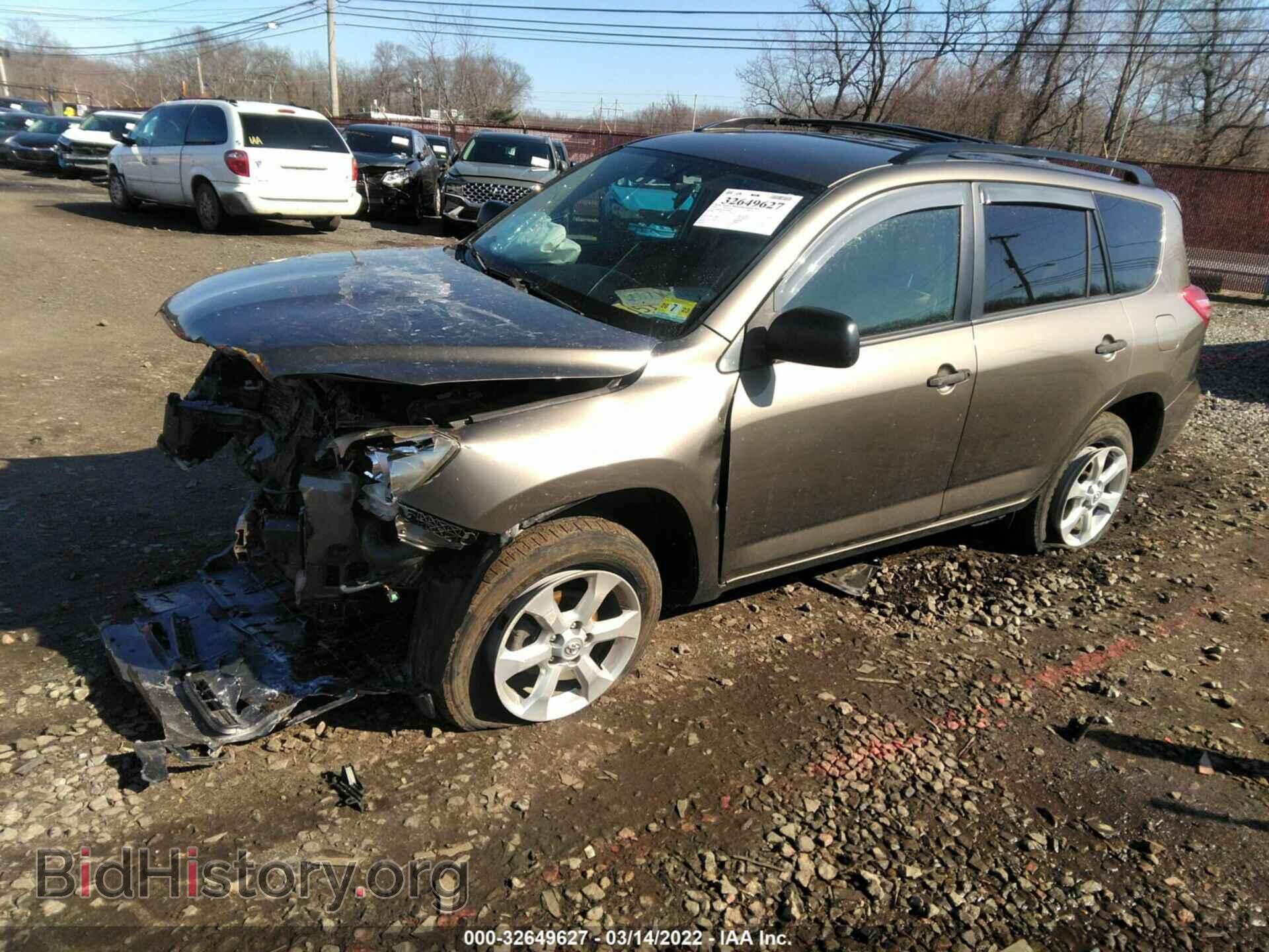 2011 TOYOTA RAV4 - VIN: JTMBF4DV2B5043863 - Фото 2