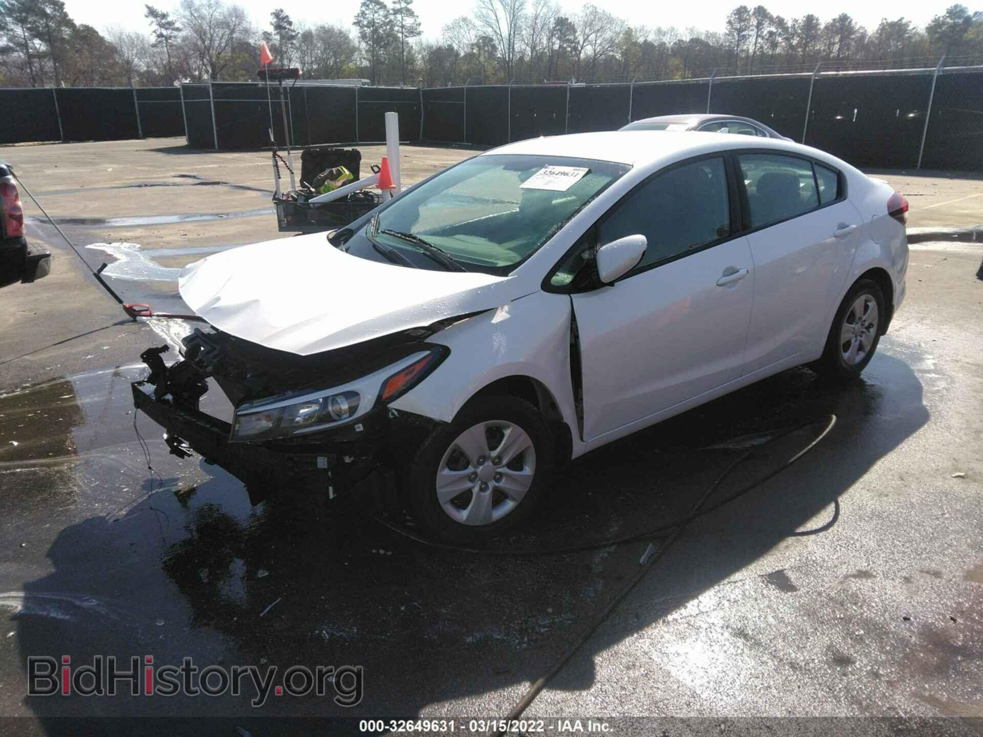 2017 KIA FORTE - VIN: 3KPFL4A77HE086074 - Фото 2