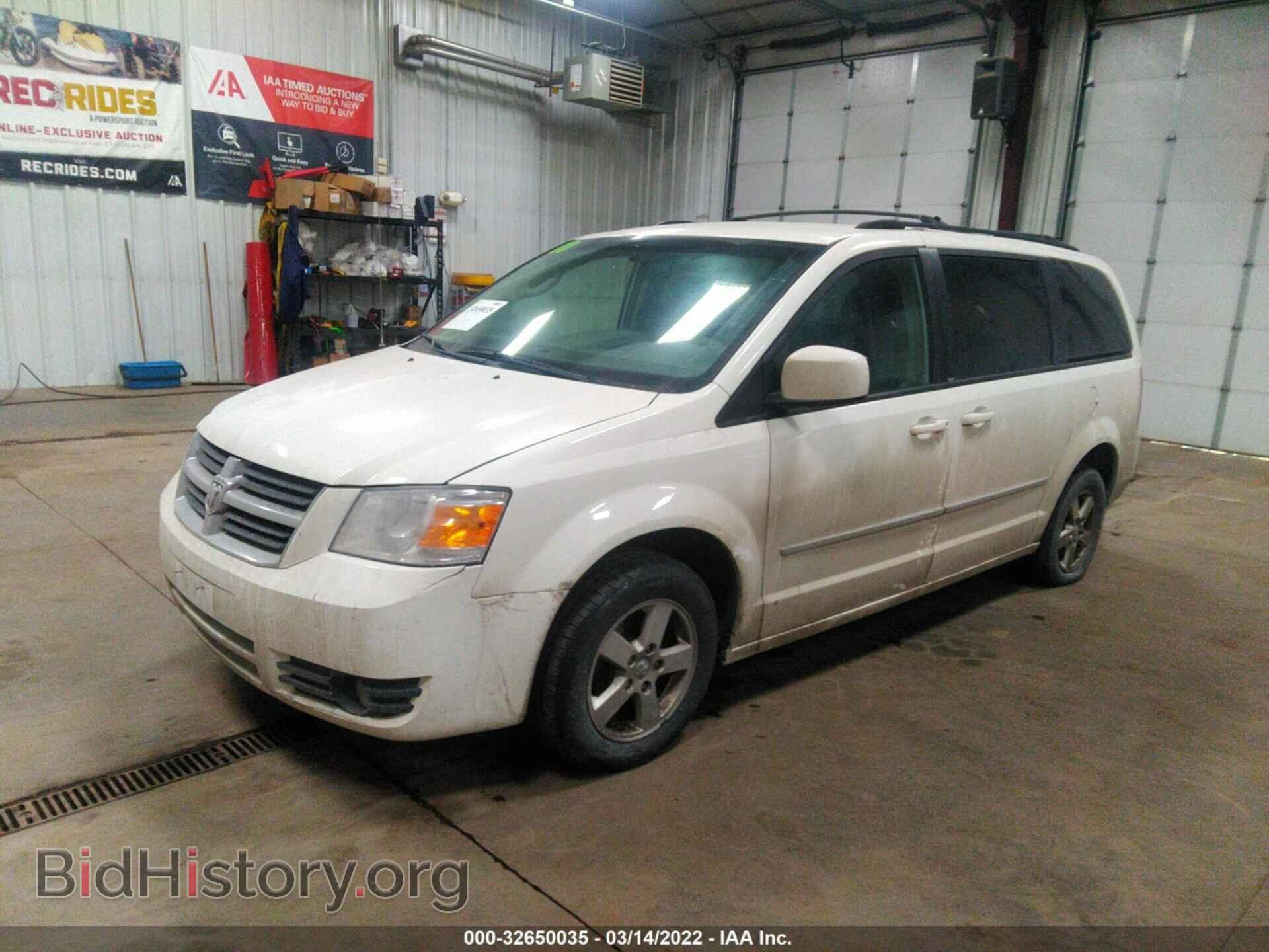 2010 DODGE GRAND CARAVAN - VIN: 2D4RN5D10AR395963 - Фото 2
