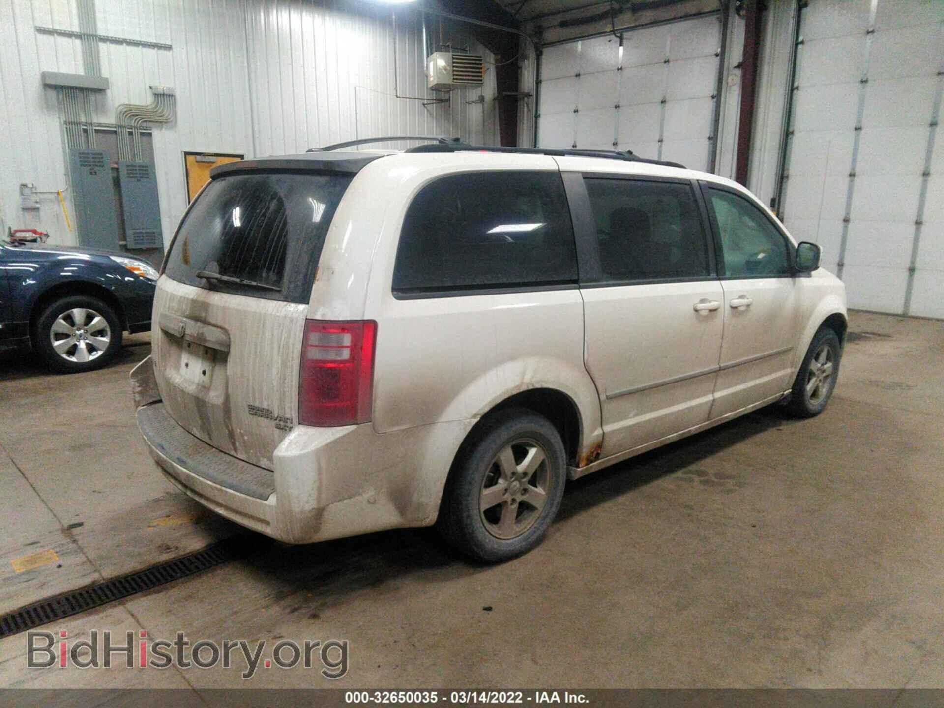 2010 DODGE GRAND CARAVAN - VIN: 2D4RN5D10AR395963 - Фото 4