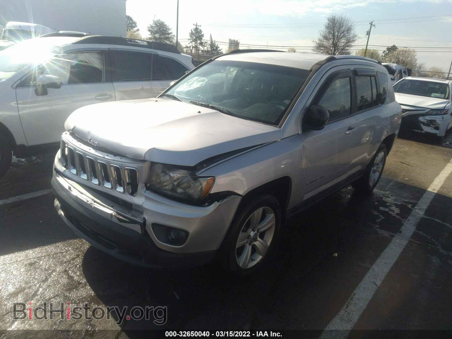 2011 JEEP COMPASS - VIN: 1J4NT1FB5BD162076 - Фото 2