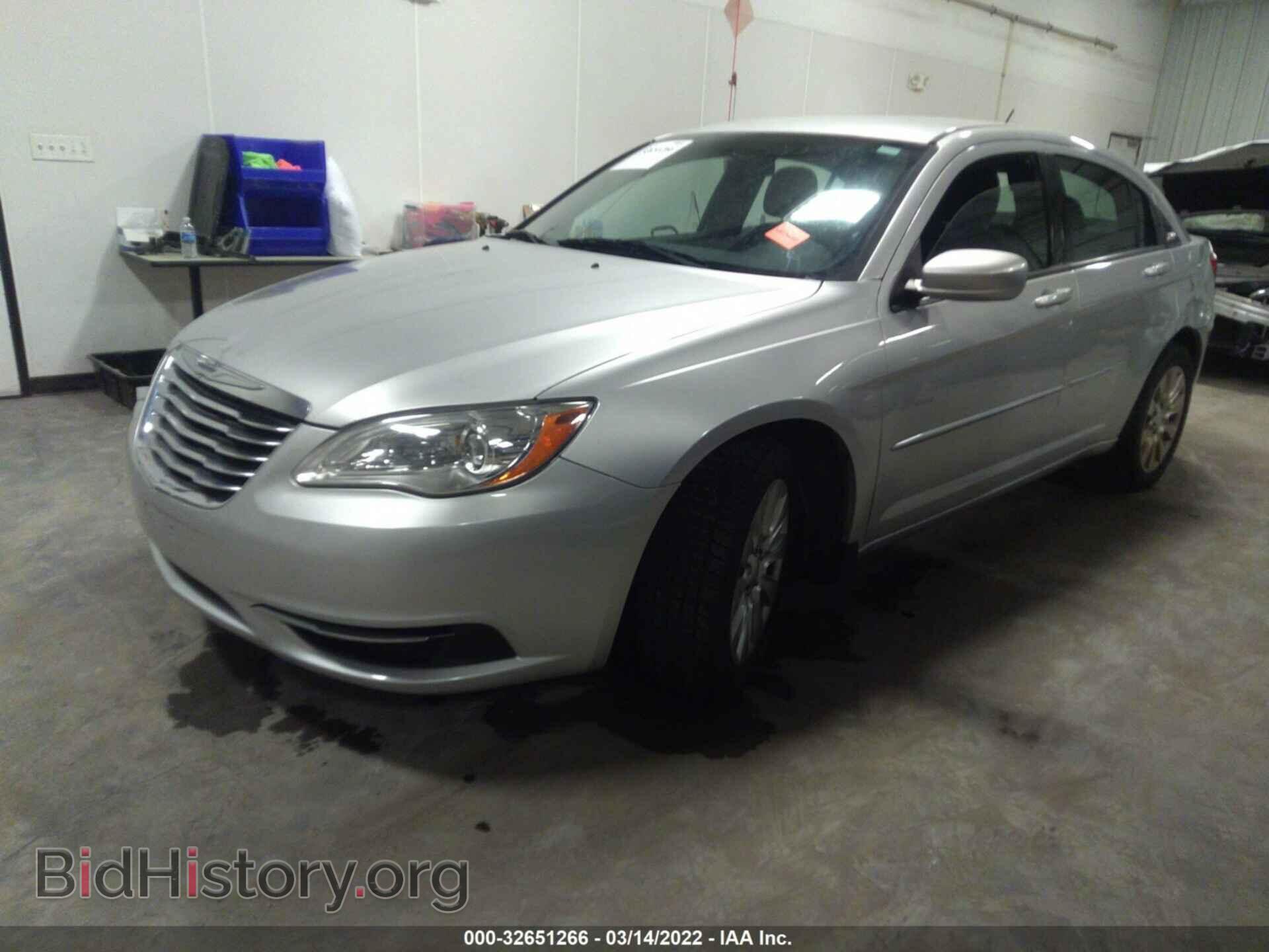 2012 CHRYSLER 200 - VIN: 1C3CCBAB9CN271375 - Фото 2