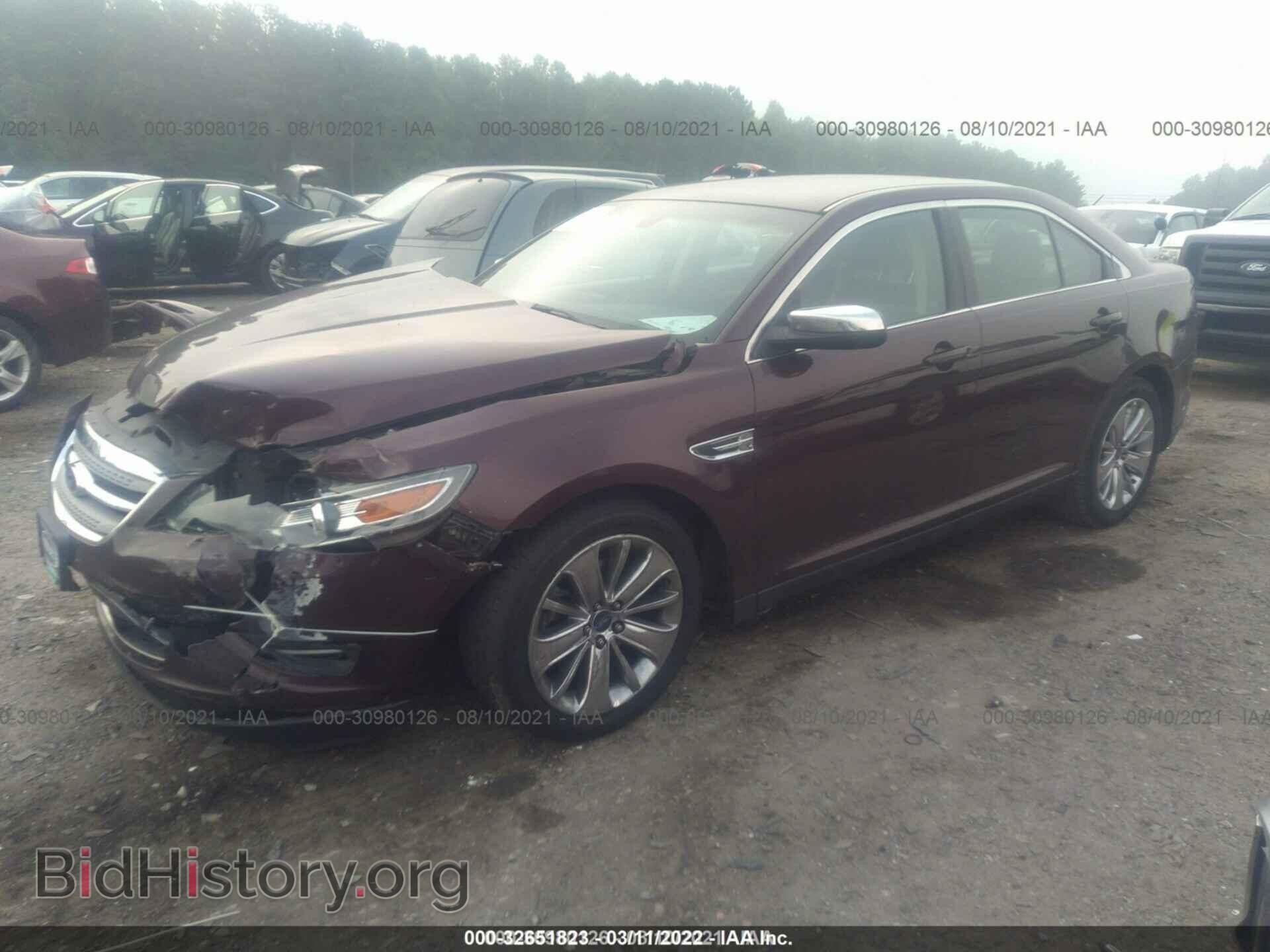 2011 FORD TAURUS - VIN: 1FAHP2FW2BG181978 - Фото 2