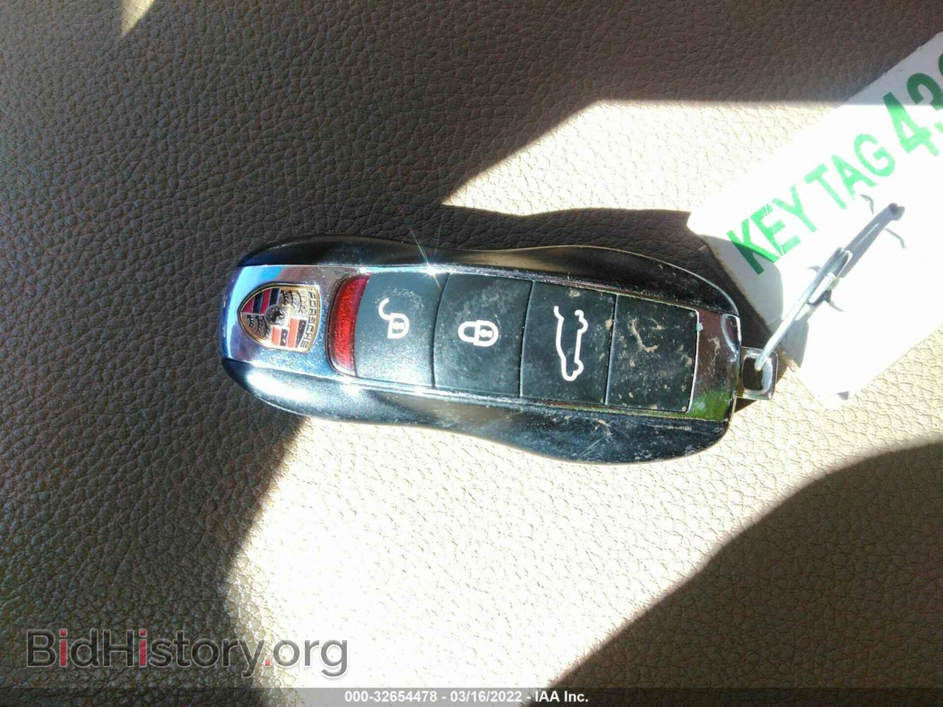 2016 PORSCHE CAYENNE - VIN: WP1AA2A24GLA10602 - Photo 11