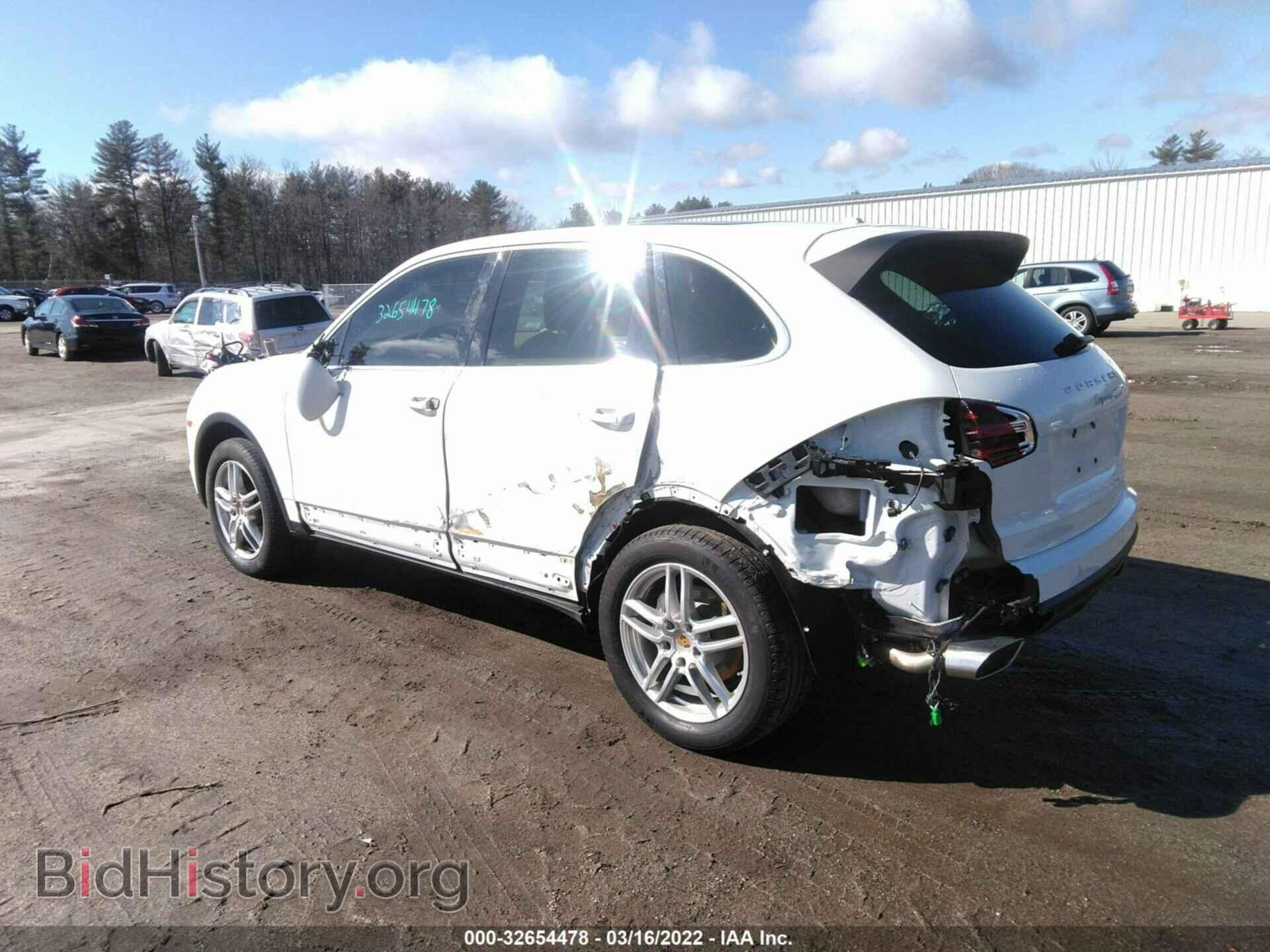 2016 PORSCHE CAYENNE - VIN: WP1AA2A24GLA10602 - Photo 3