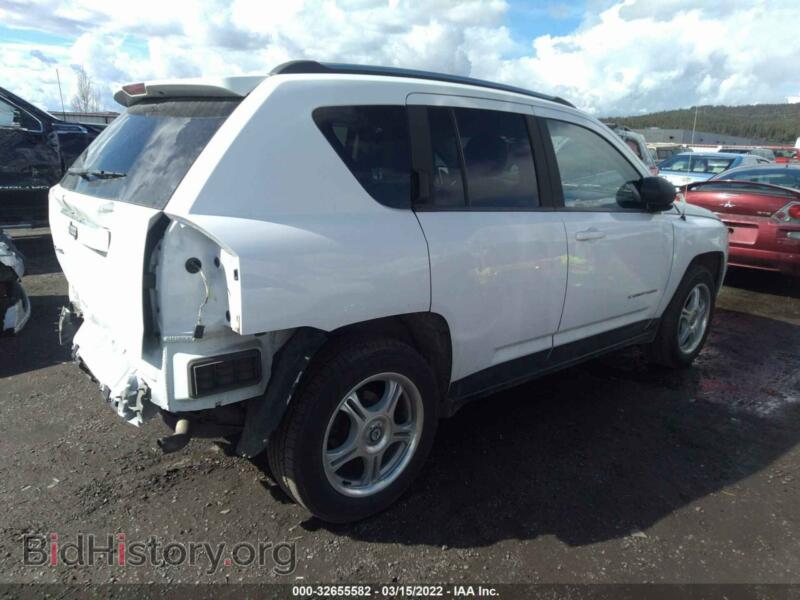 2014 Jeep COMPASS (VIN 1C4NJDBB7ED592523) — фото 4 из 12