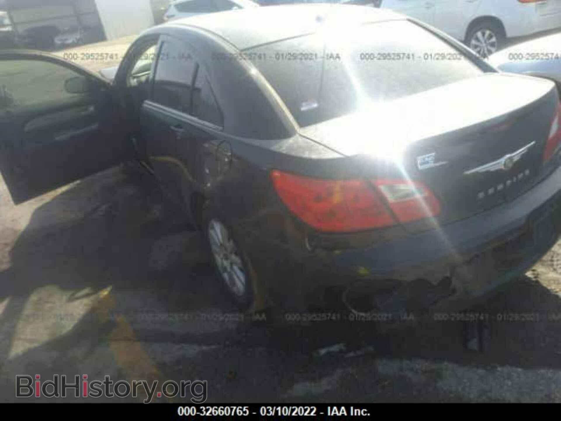 2010 CHRYSLER SEBRING - VIN: 1C3CC4FB2AN183981 - Фото 3