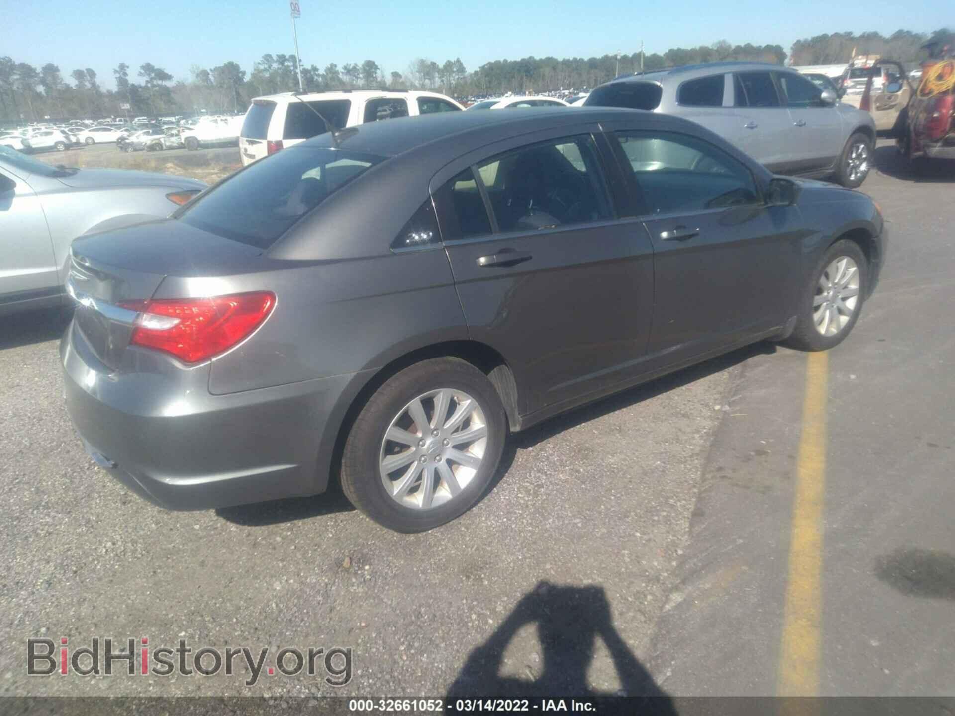2012 CHRYSLER 200 - VIN: 1C3CCBBG2CN241936 - Фото 4