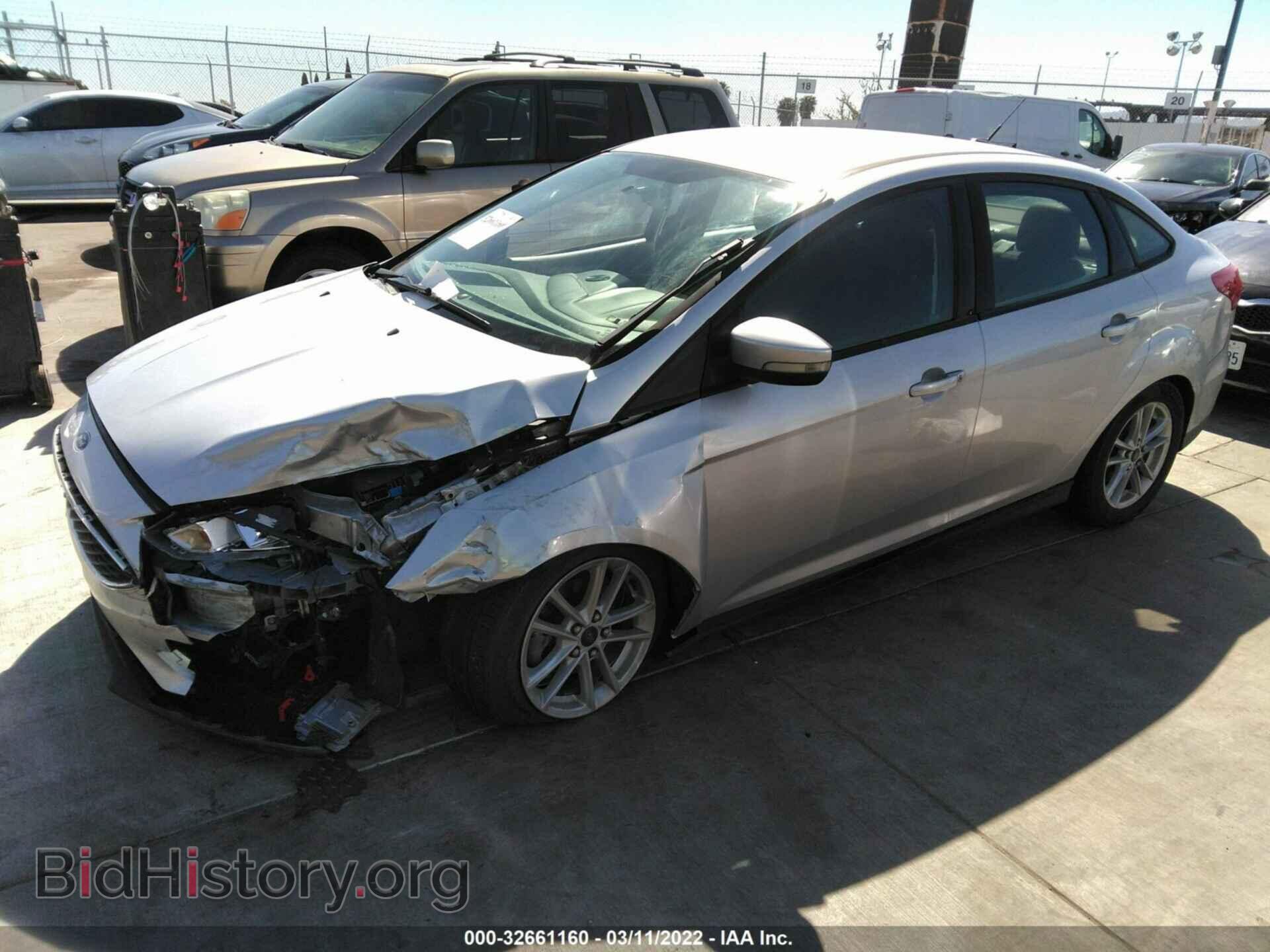 2016 FORD FOCUS - VIN: 1FADP3F22GL263600 - Фото 2