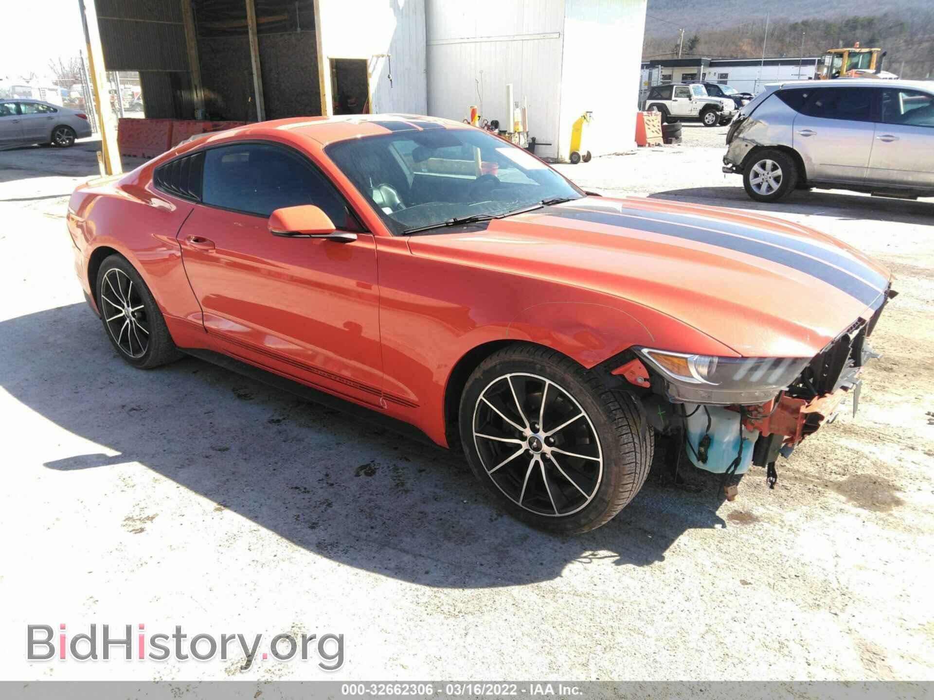 Photo 1FA6P8TH0G5250637 - FORD MUSTANG 2016