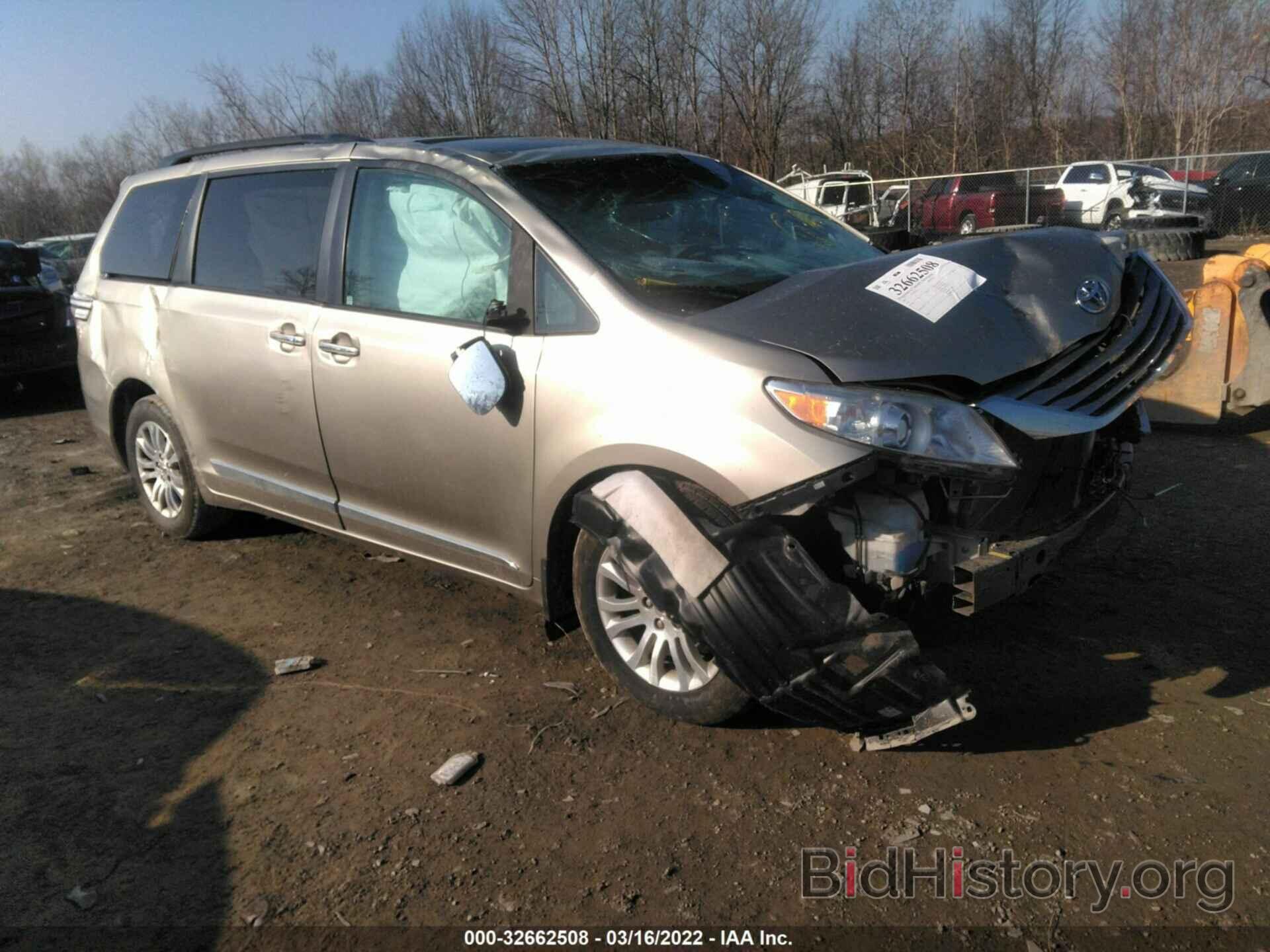 Photo 5TDYZ3DC4HS858658 - TOYOTA SIENNA 2017