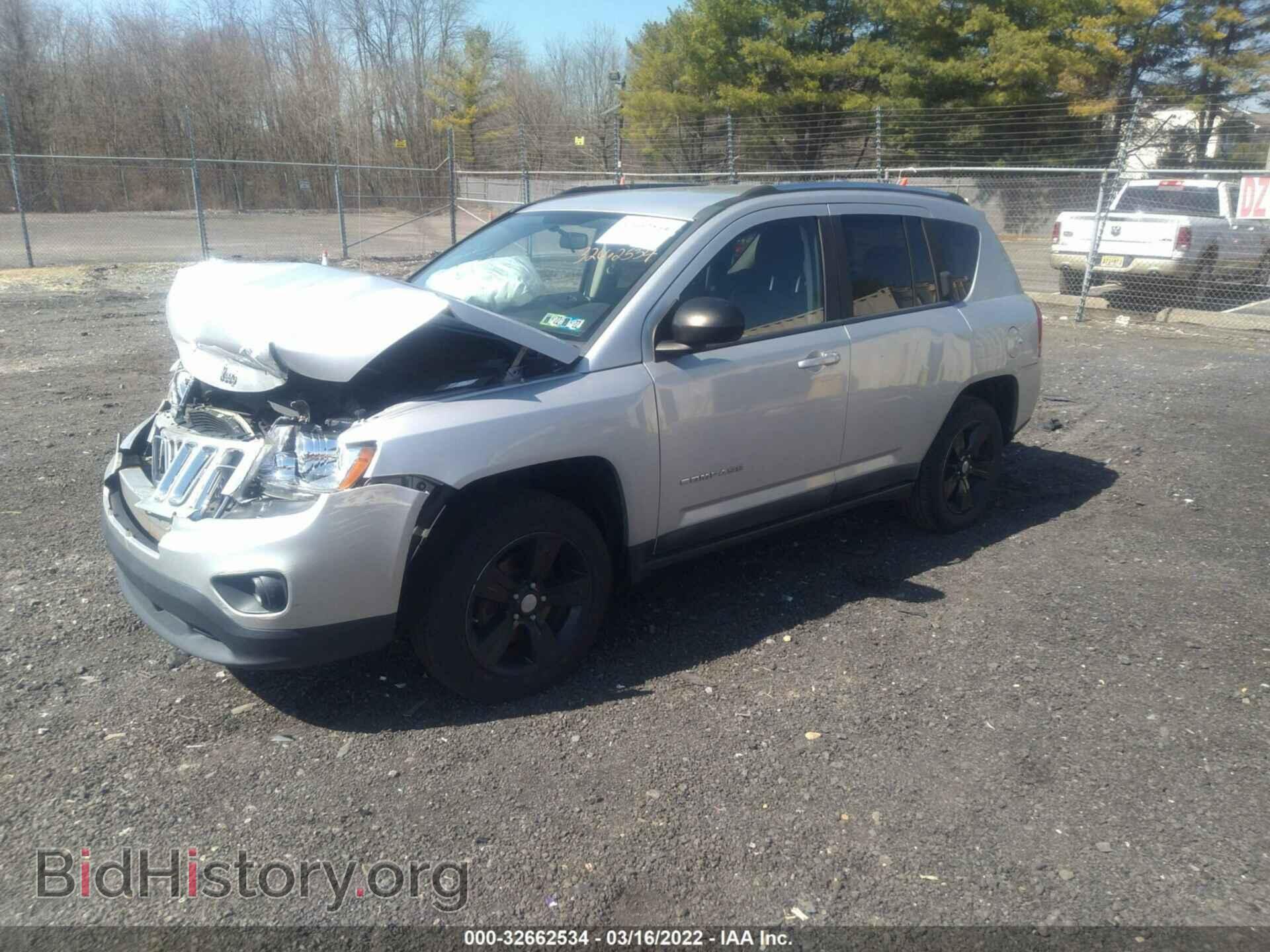 2011 JEEP COMPASS - VIN: 1J4NT1FB1BD165881 - Фото 2