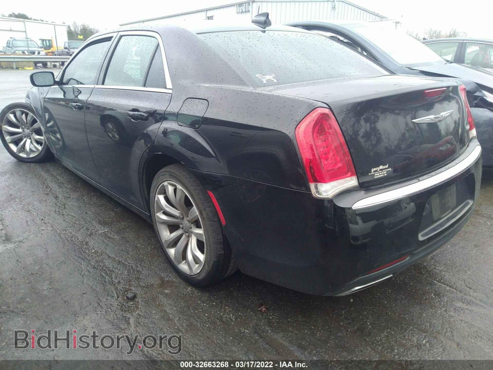 2016 CHRYSLER 300 - VIN: 2C3CCAAG9GH348928 - Фото 3