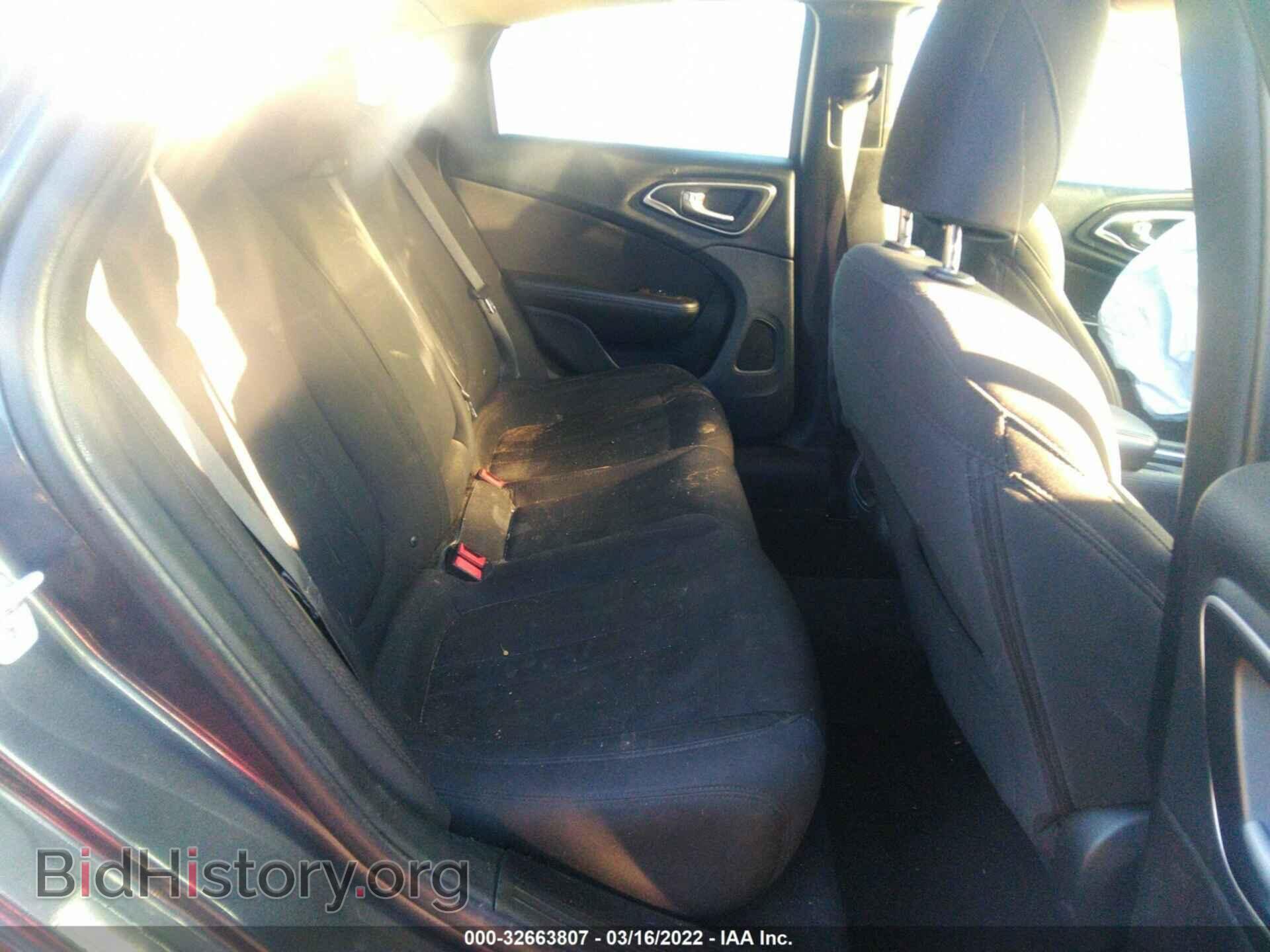 2015 CHRYSLER 200 - VIN: 1C3CCCAB7FN616185 - Фото 8