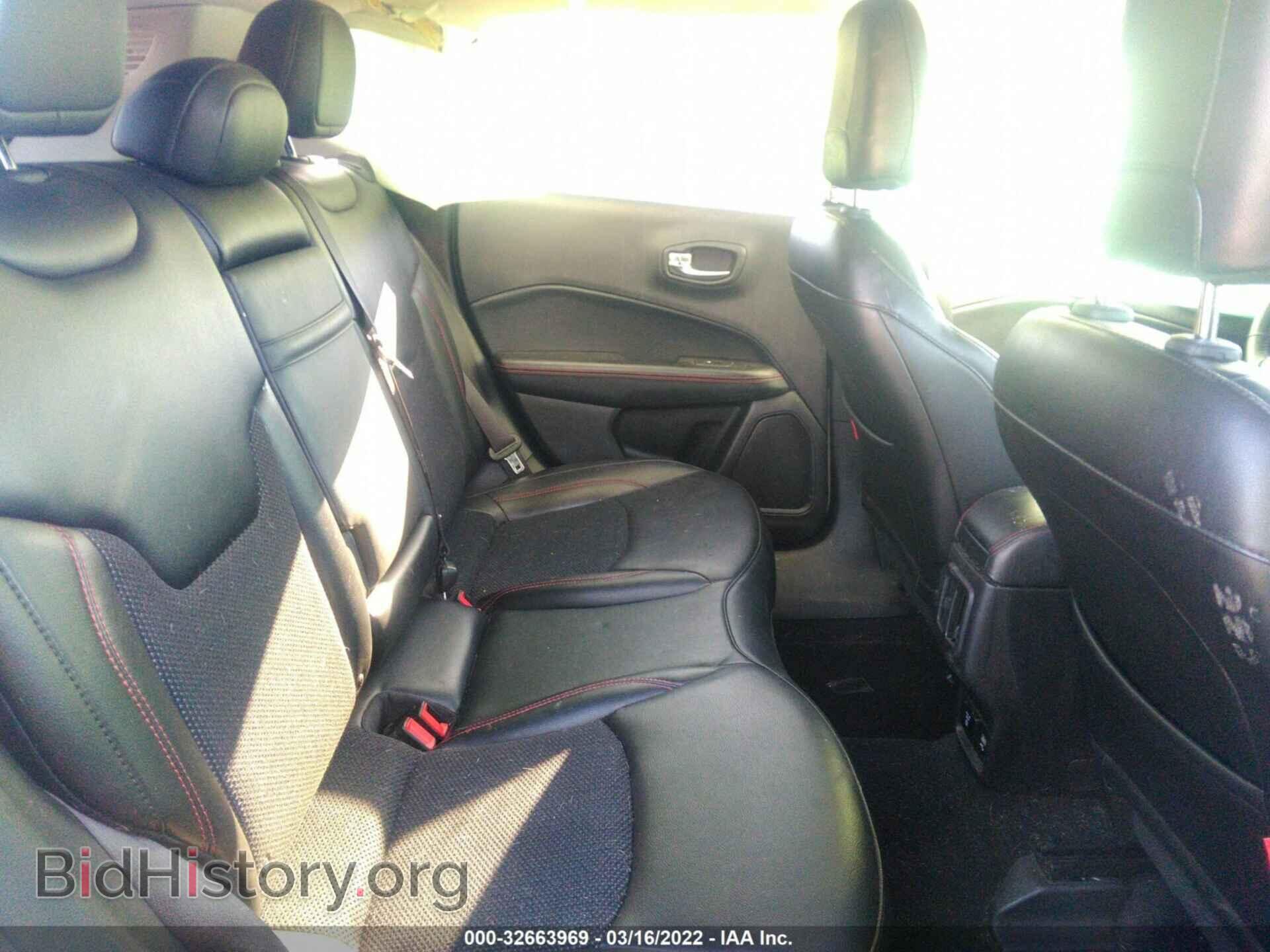 2019 JEEP COMPASS - VIN: 3C4NJDDB8KT688275 - Фото 8