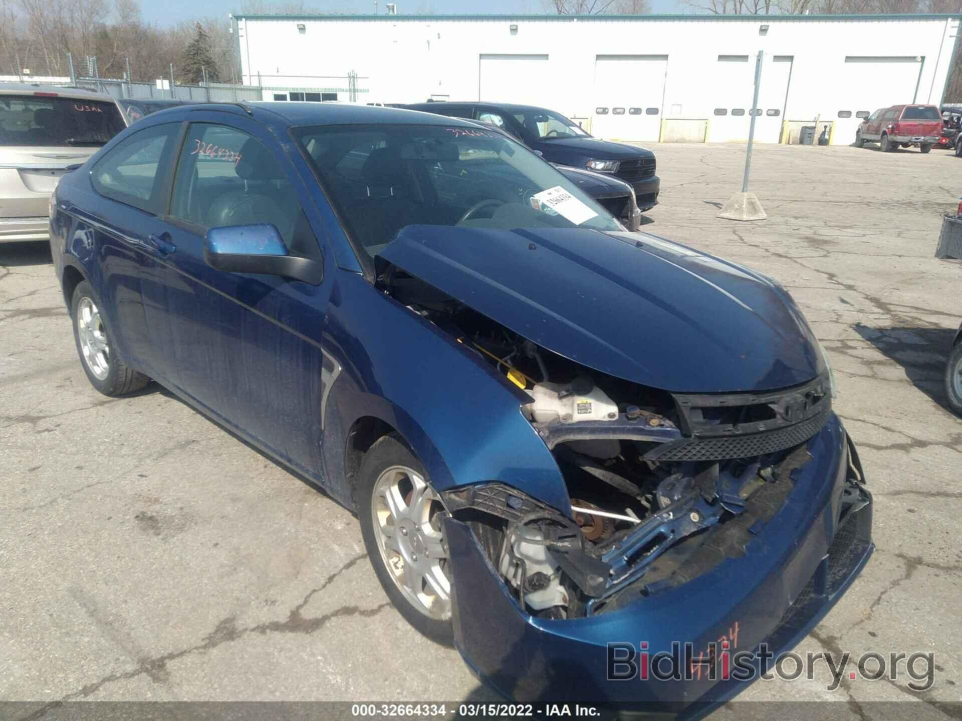 Photo 1FAHP33NX8W218257 - FORD FOCUS 2008