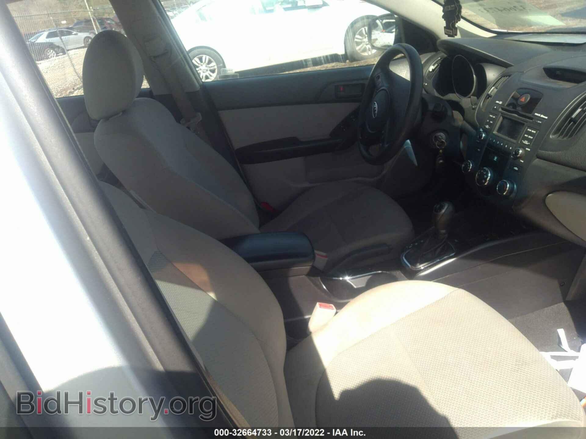 2011 KIA FORTE - VIN: KNAFU4A22B5891367 - Фото 5