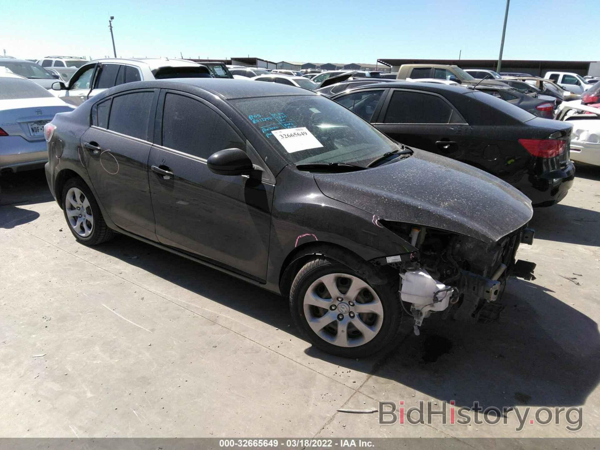 Photo JM1BL1U7XD1762037 - MAZDA MAZDA3 2013