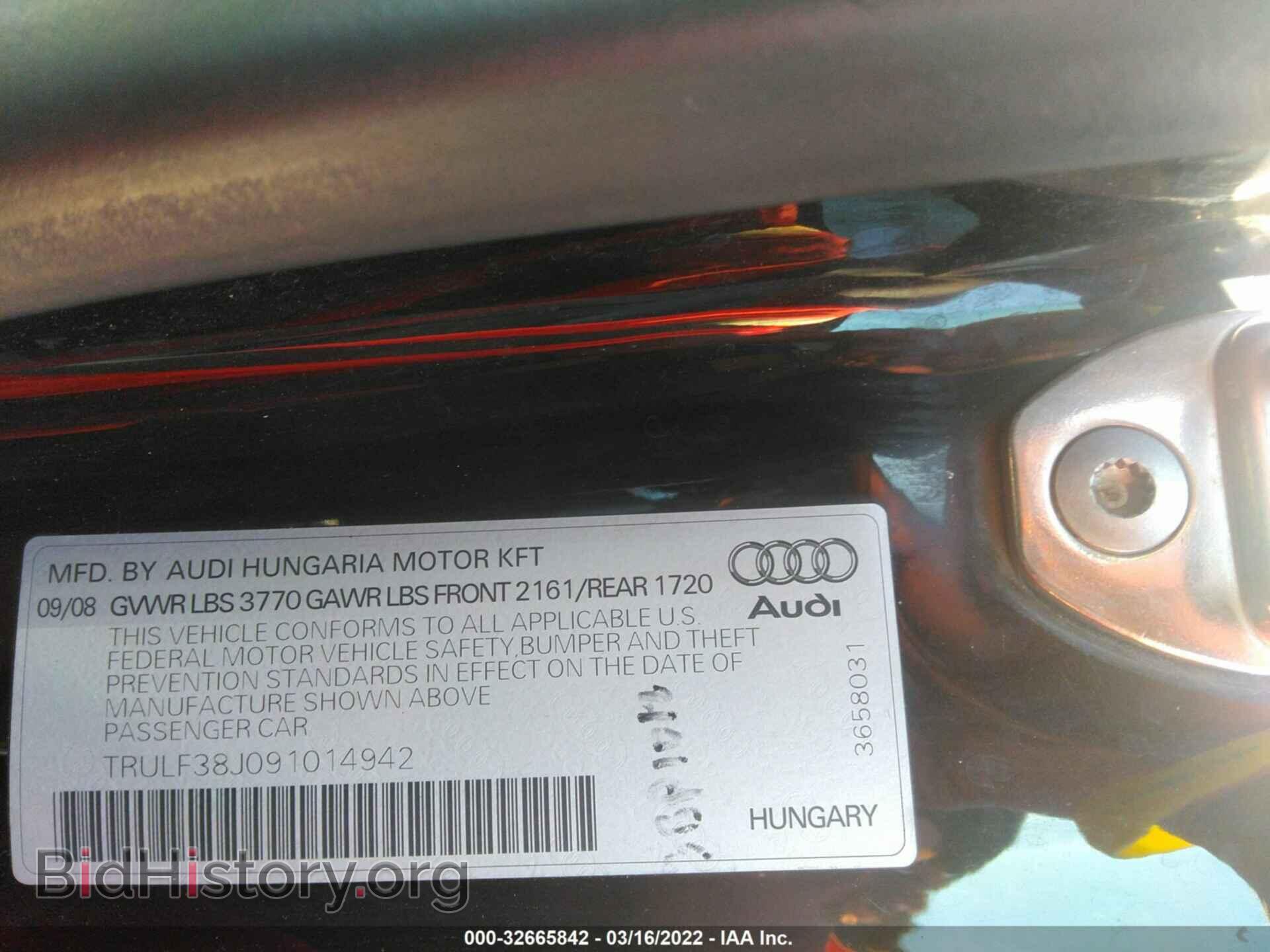 2009 AUDI TT - VIN: TRULF38J091014942 - Фото 9