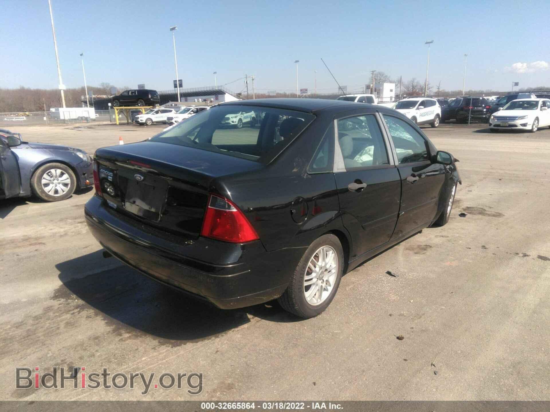 2007 FORD FOCUS - VIN: 1FAFP34N17W330000 - Фото 4
