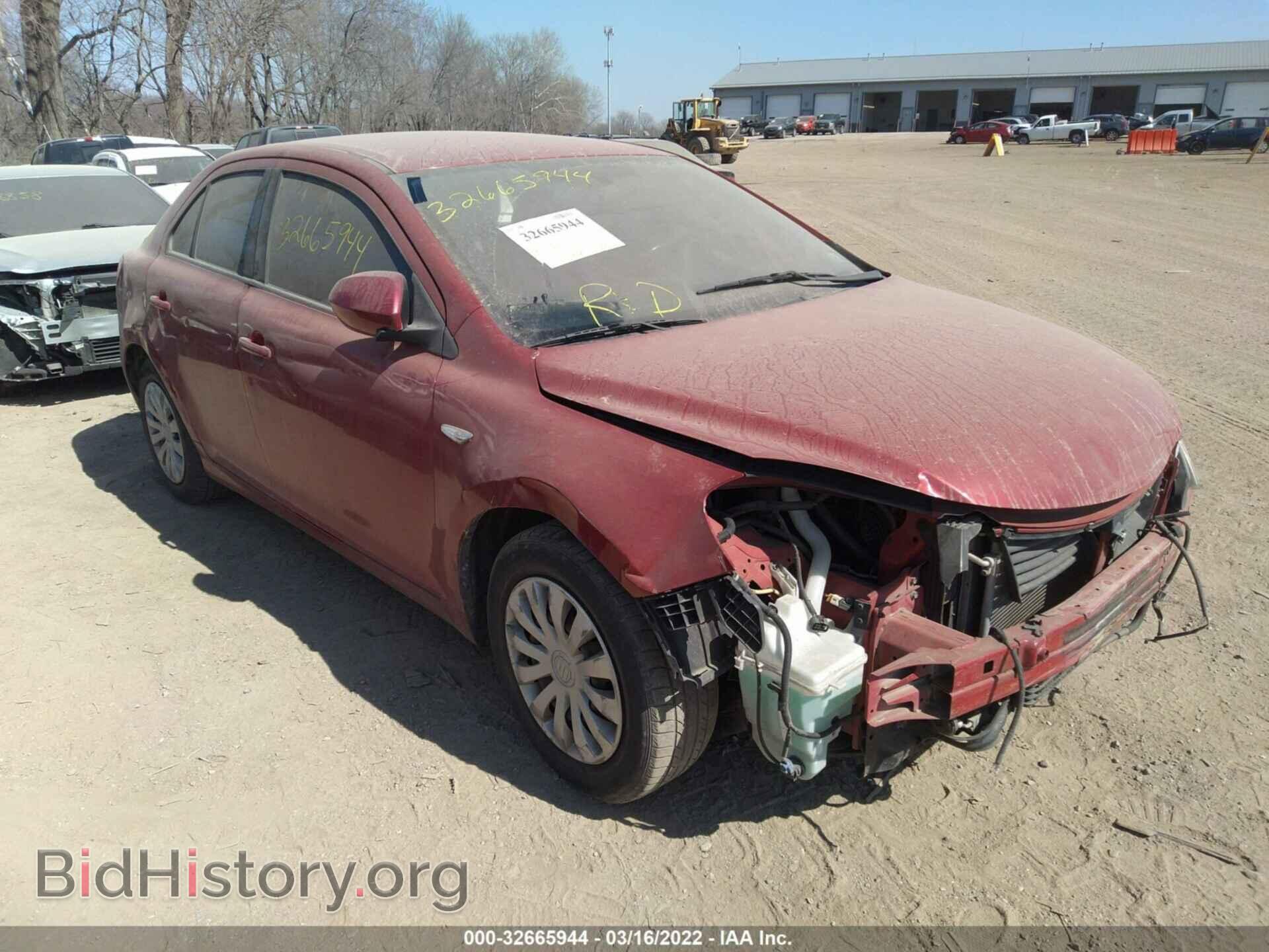 Photo JS2RF9A10C6100303 - SUZUKI KIZASHI 2012