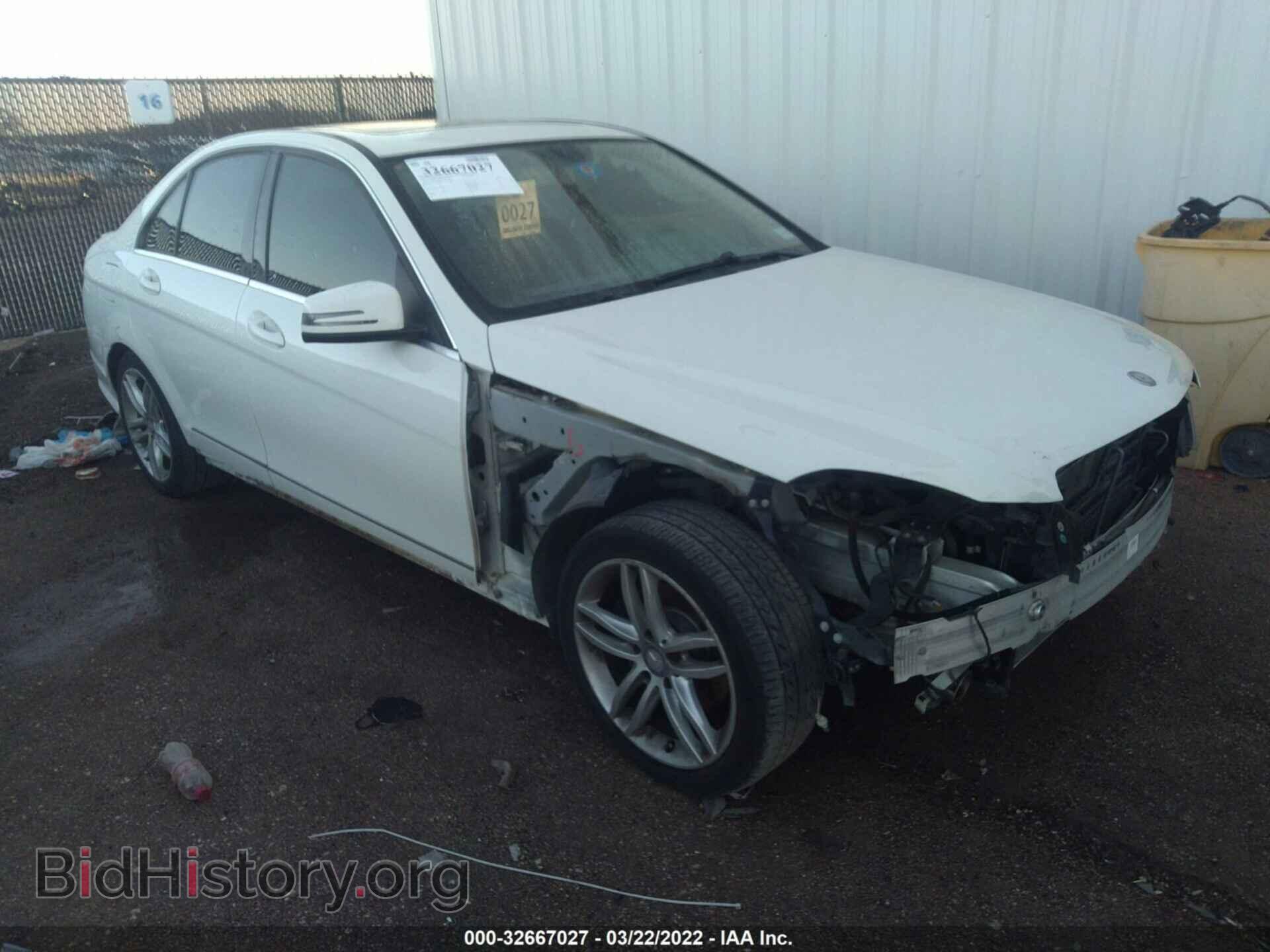 Photo WDDGF4HB3CA649919 - MERCEDES-BENZ C-CLASS 2012