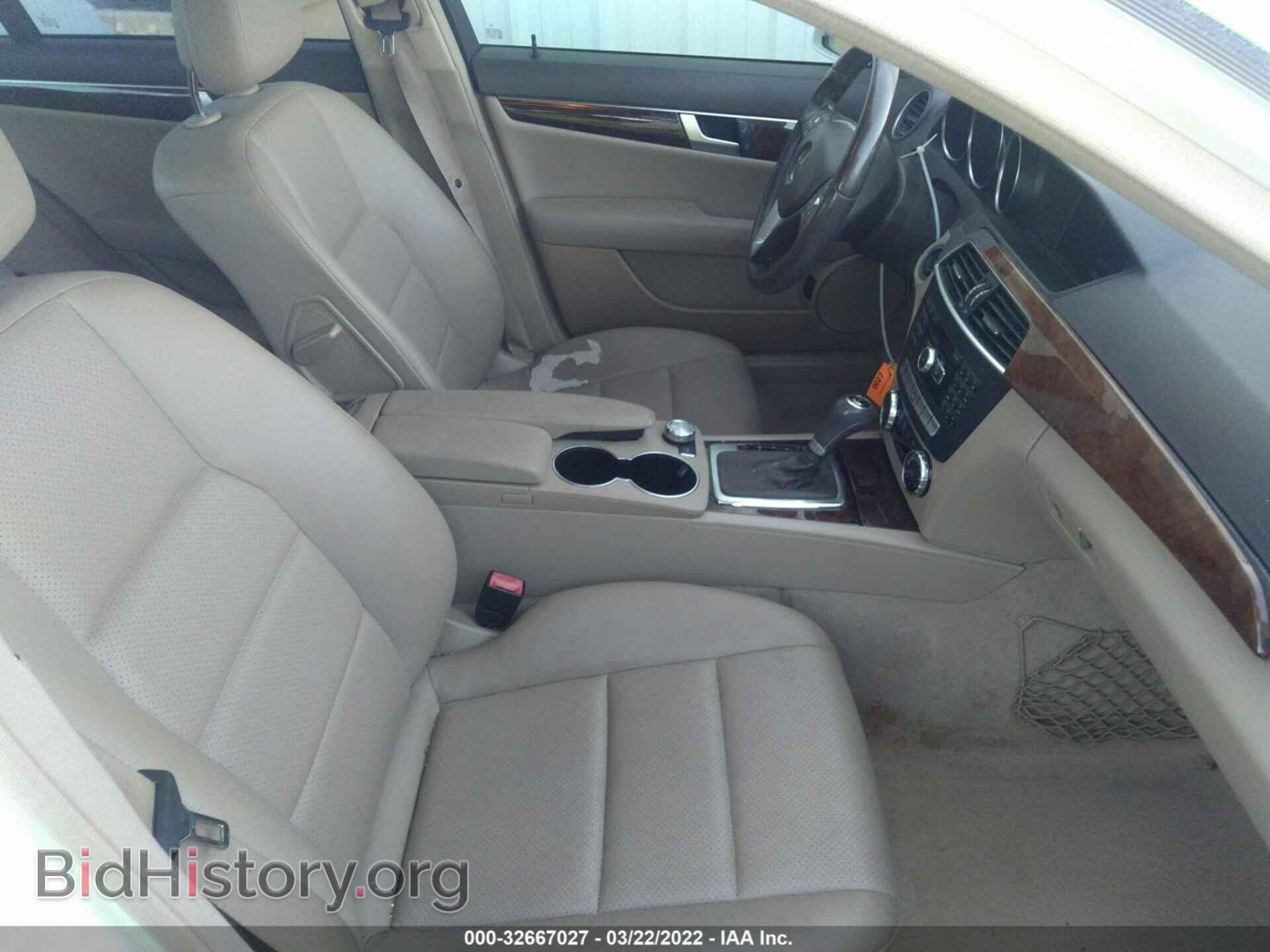 2012 MERCEDES-BENZ C-CLASS - VIN: WDDGF4HB3CA649919 - Фото 5