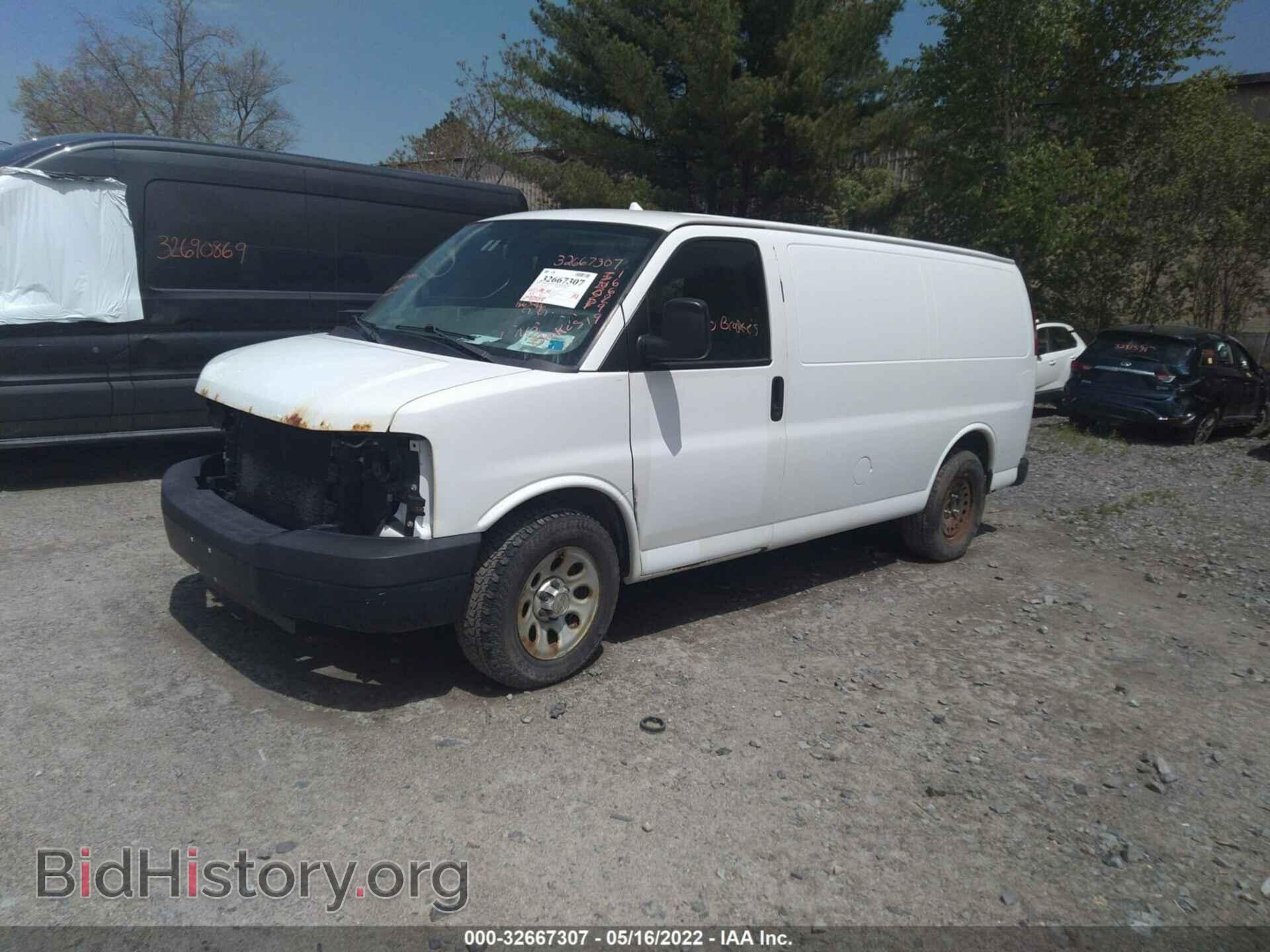 2013 CHEVROLET EXPRESS CARGO VAN - VIN: 1GCSGAFX5D1171941 - Photo 2