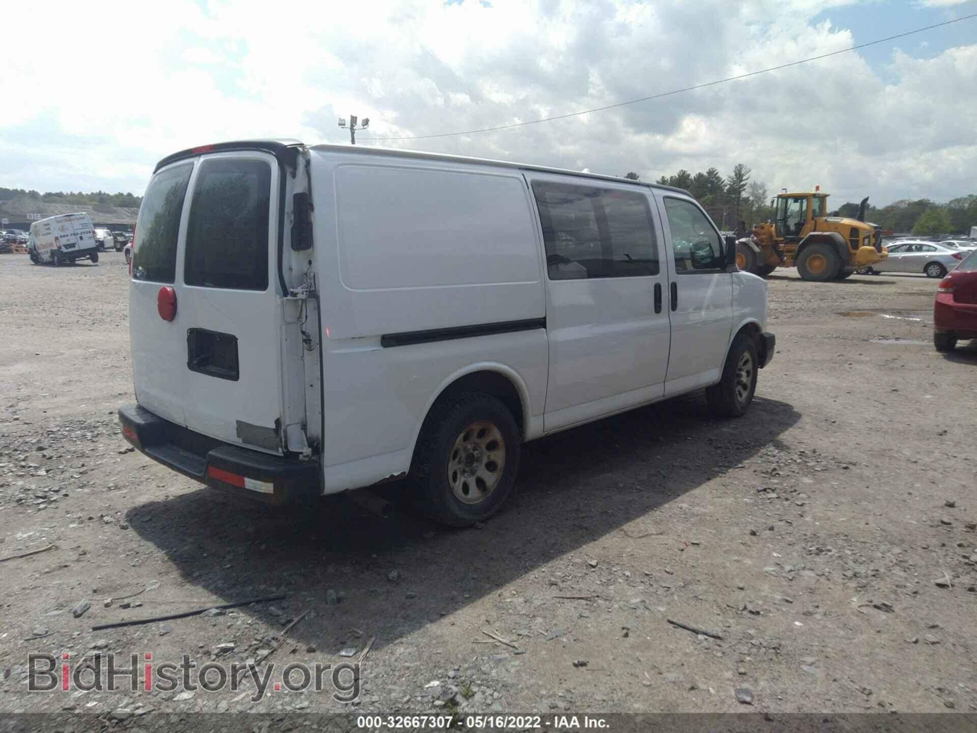 2013 CHEVROLET EXPRESS CARGO VAN - VIN: 1GCSGAFX5D1171941 - Photo 4
