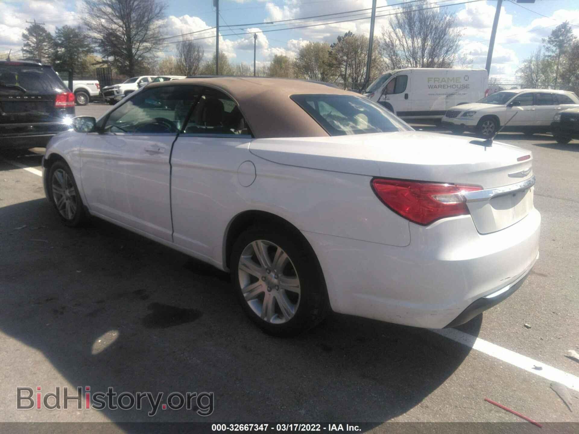 2013 CHRYSLER 200 - VIN: 1C3BCBEB5DN610060 - Photo 3
