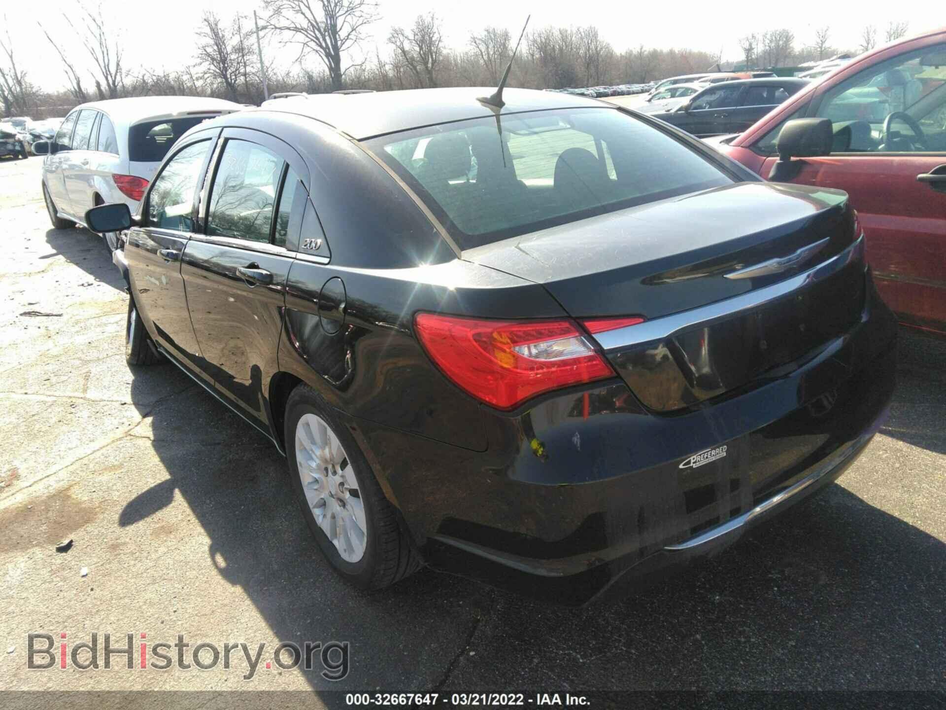 2011 CHRYSLER 200 - VIN: 1C3BC4FB7BN522683 - Photo 3