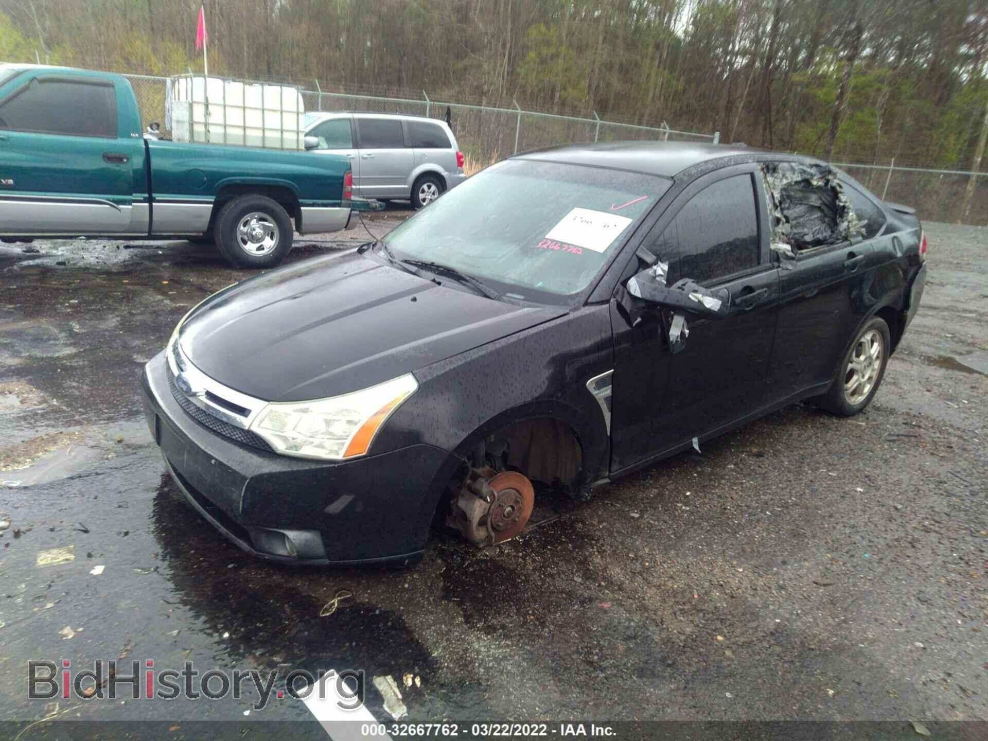 2008 FORD FOCUS - VIN: 1FAHP35N18W260779 - Фото 2