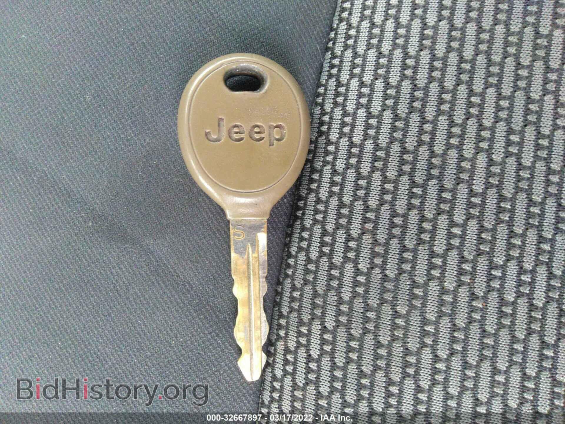 2010 JEEP COMPASS - VIN: 1J4NT1FB6AD646904 - Фото 11