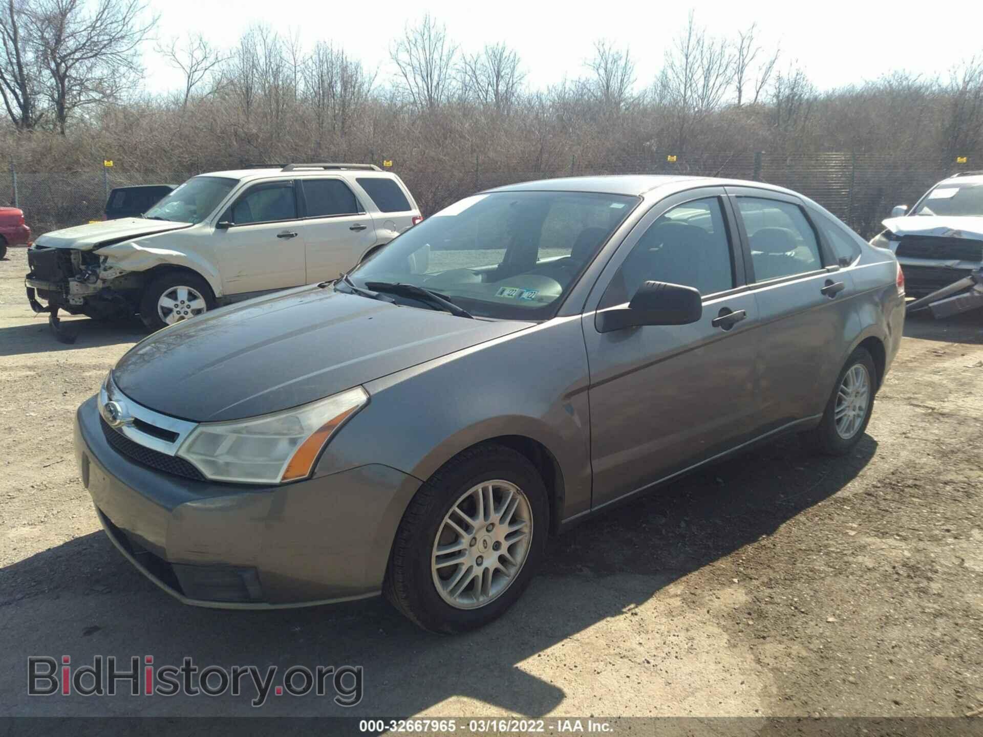 2011 FORD FOCUS - VIN: 1FAHP3FN4BW162576 - Фото 2