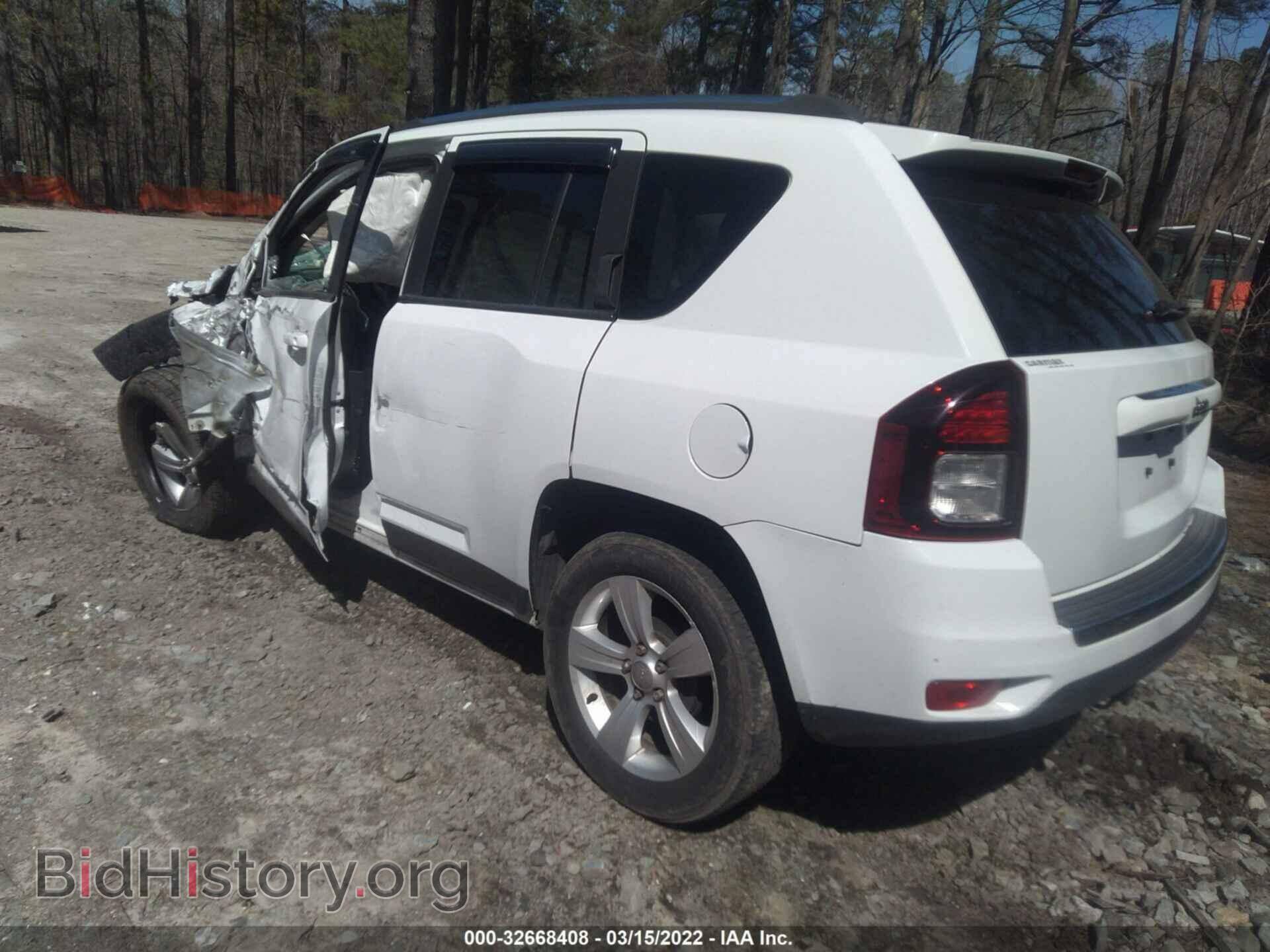 2015 JEEP COMPASS - VIN: 1C4NJCEA3FD251019 - Photo 3