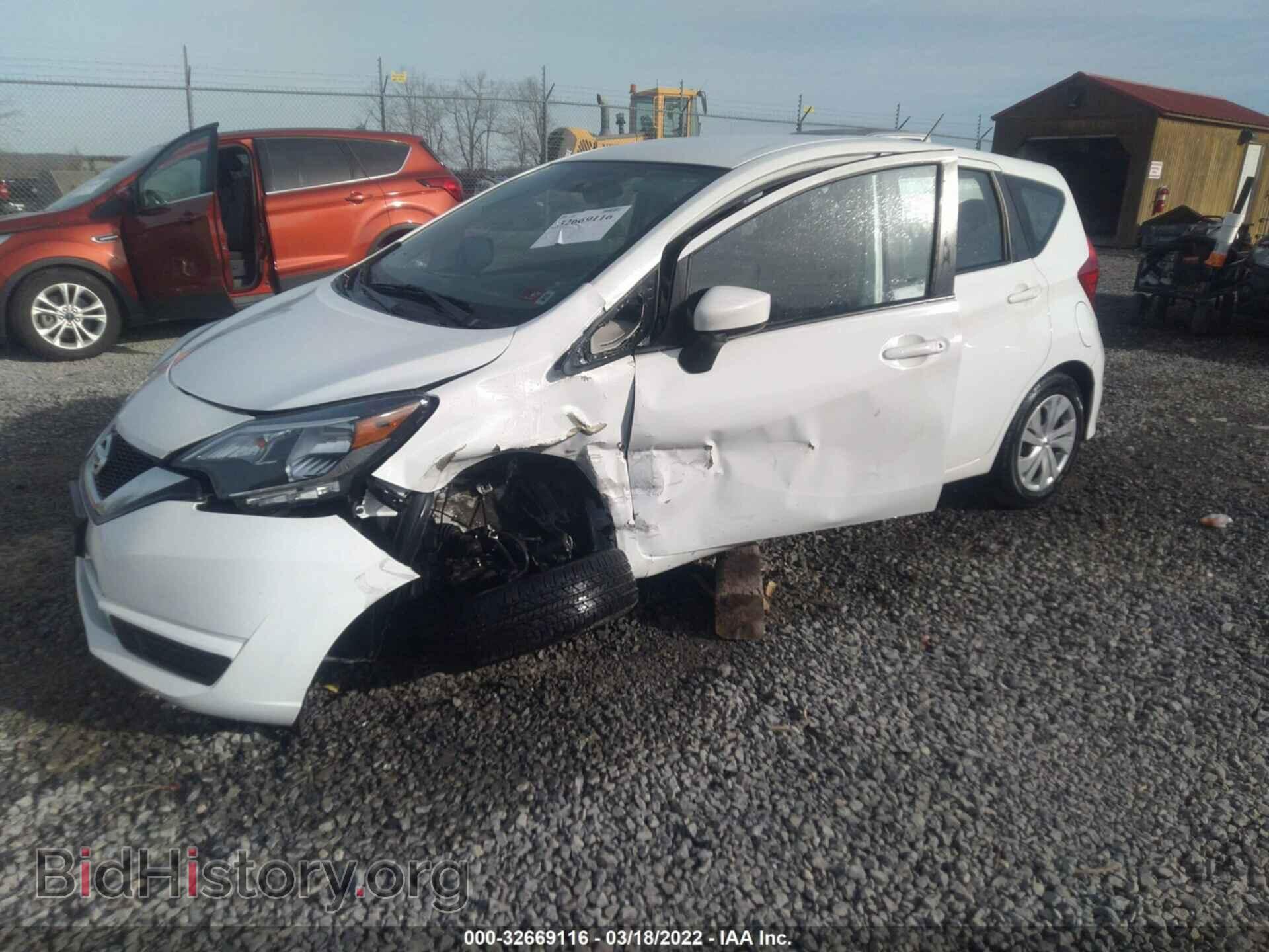 2019 NISSAN VERSA NOTE - VIN: 3N1CE2CP3KL366823 - Photo 2