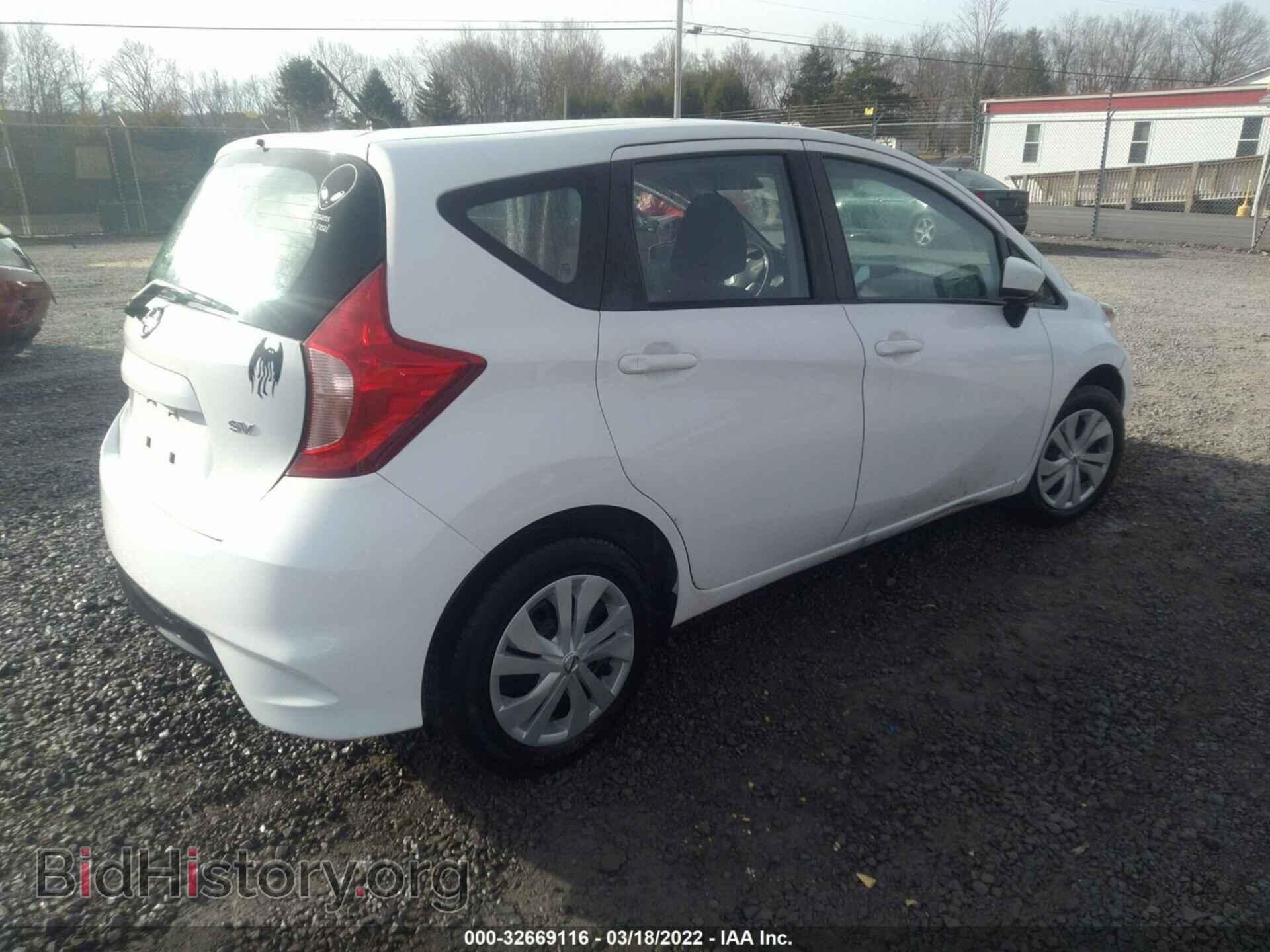 2019 NISSAN VERSA NOTE - VIN: 3N1CE2CP3KL366823 - Photo 4