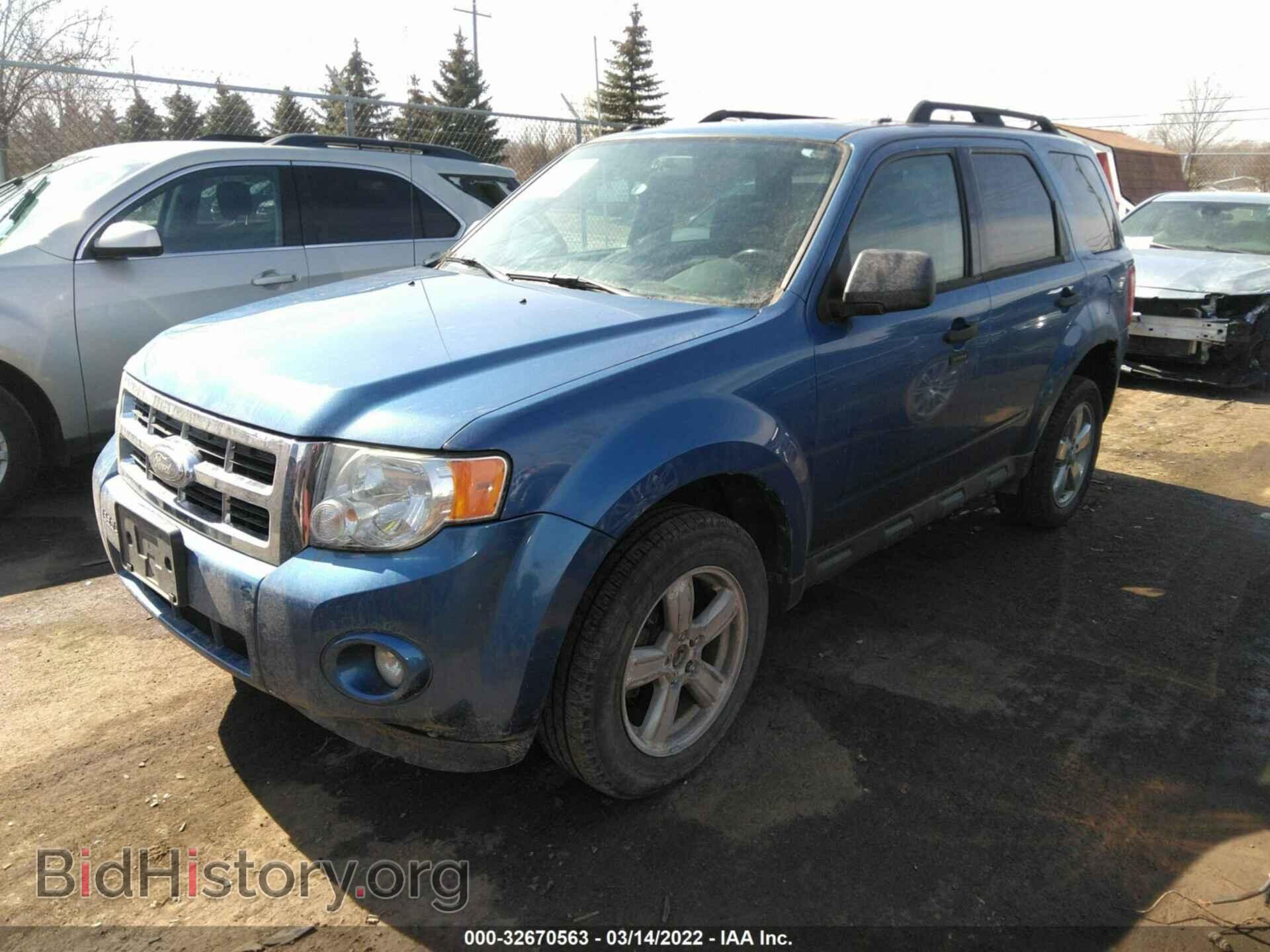 2010 FORD ESCAPE - VIN: 1FMCU0D75AKC65779 - Фото 2