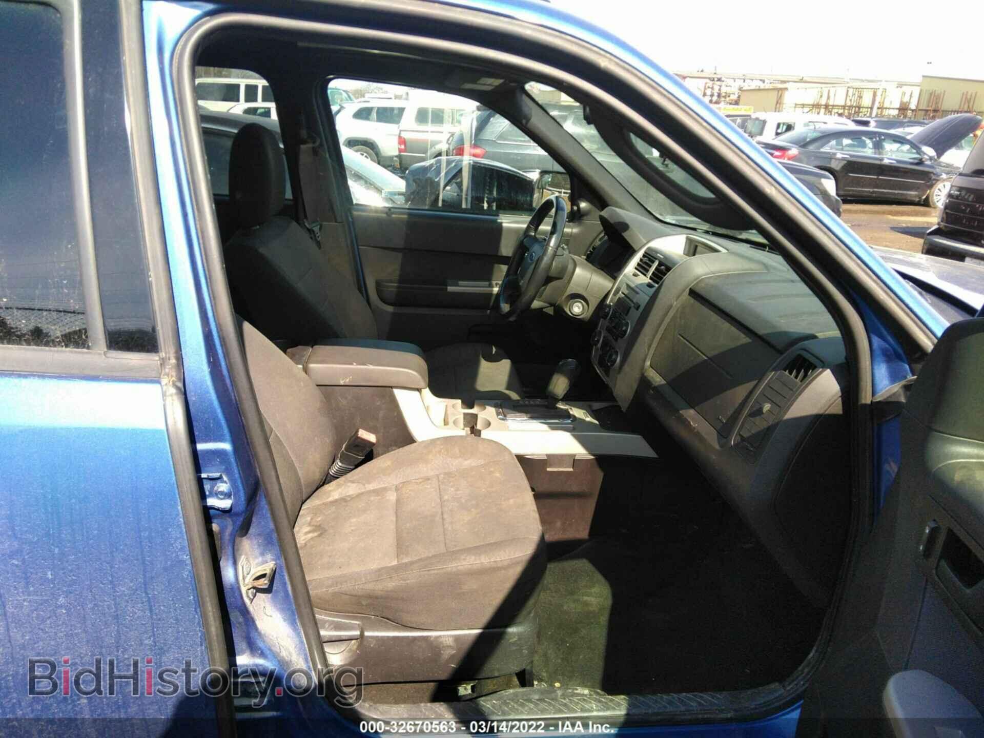 2010 FORD ESCAPE - VIN: 1FMCU0D75AKC65779 - Фото 5